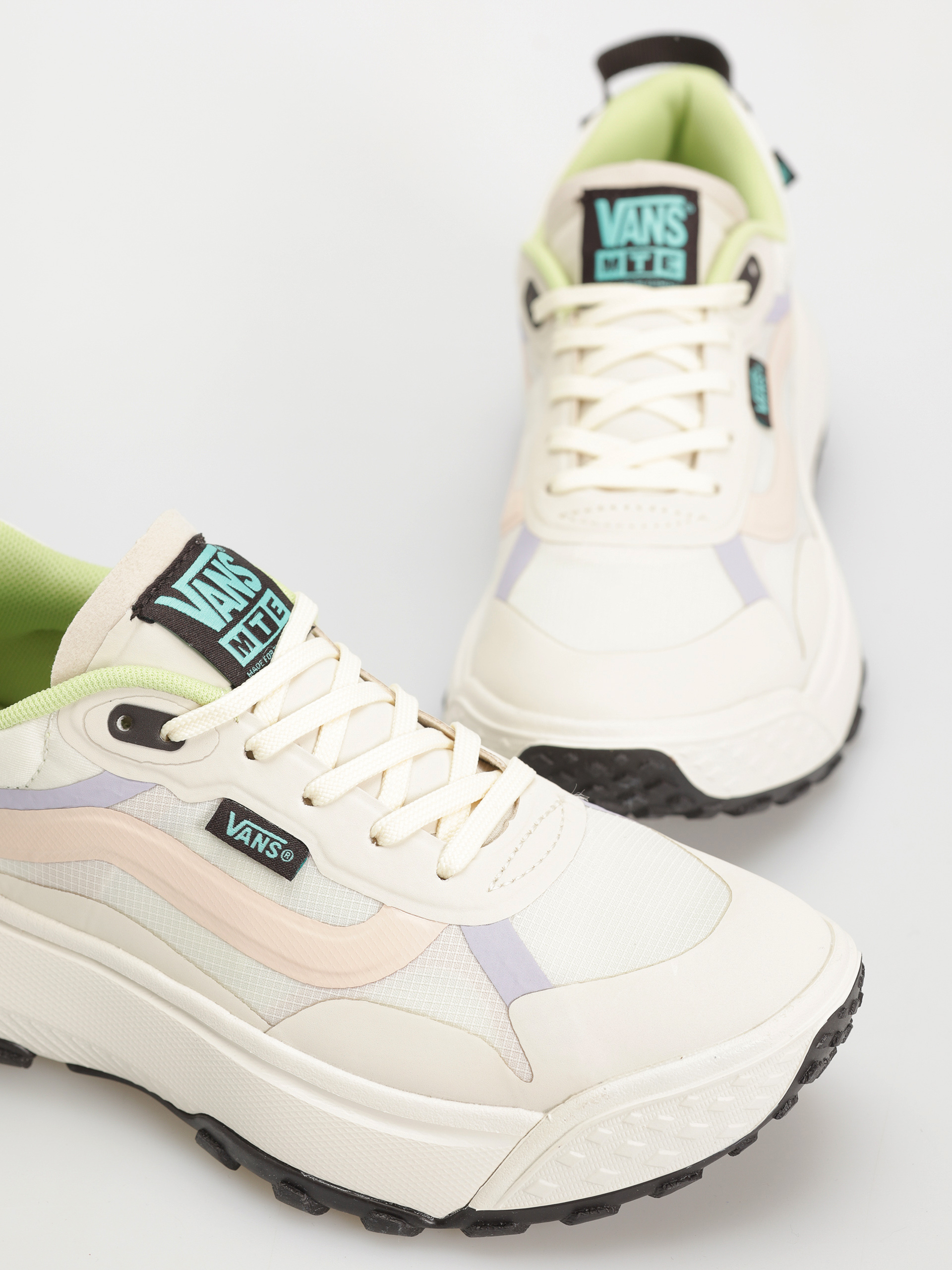 Topánky Vans Mte Crosspath (natural/multi)