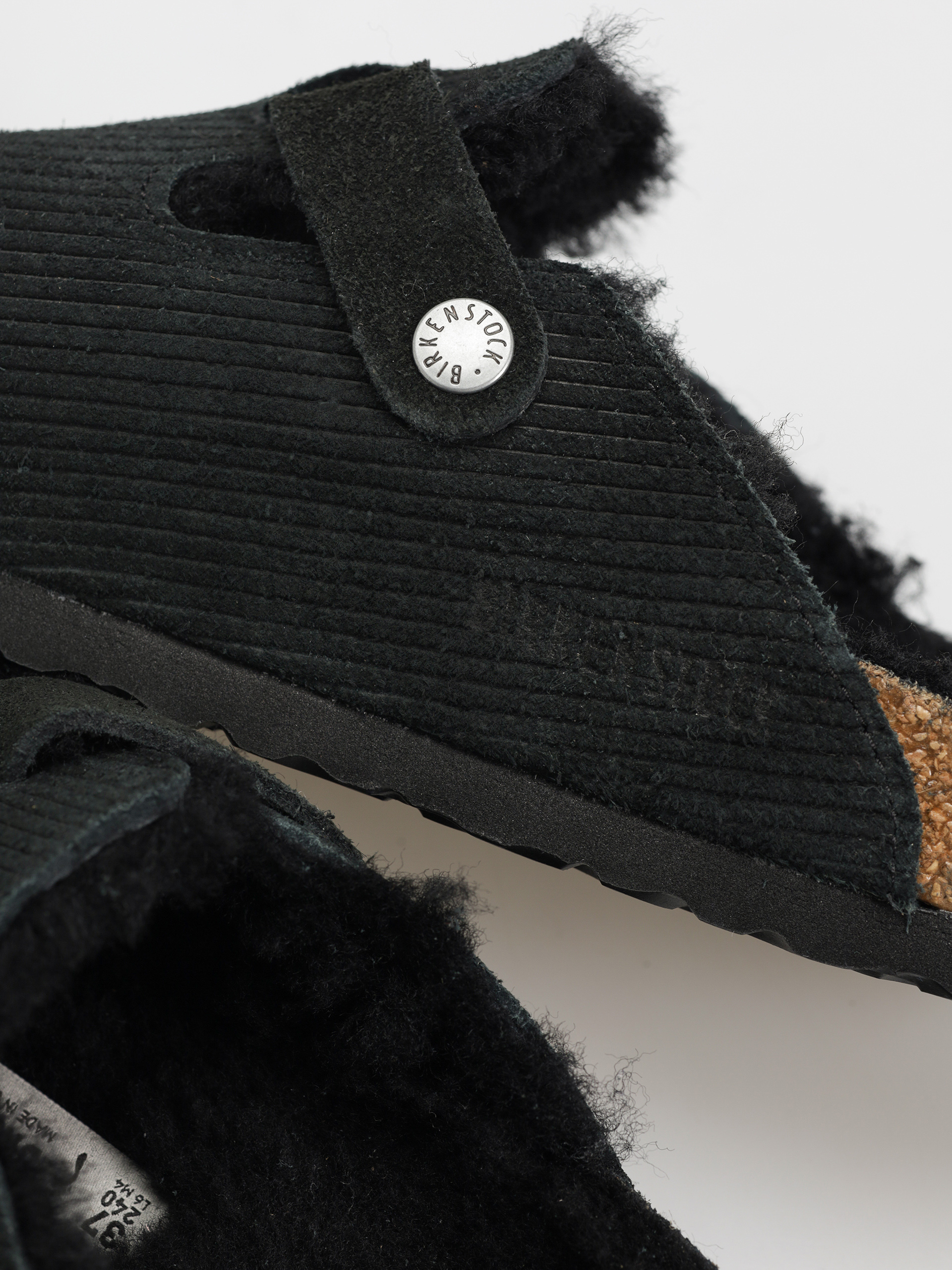 Šľapky Birkenstock Boston VL Fell Suede Leather Fur Narrow Wmn (corduroy black)
