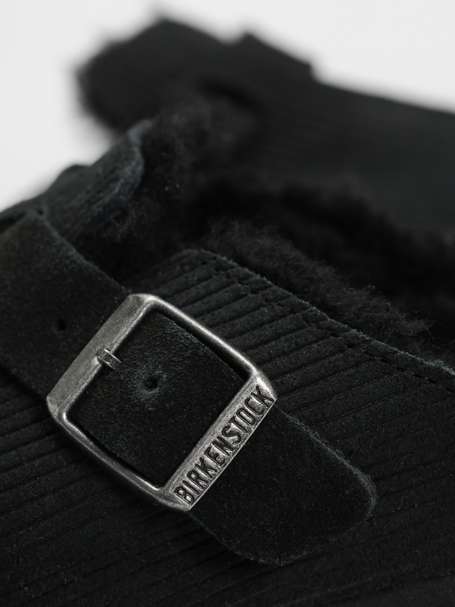 Šľapky Birkenstock Boston VL Fell Suede Leather Fur Narrow Wmn (corduroy black)