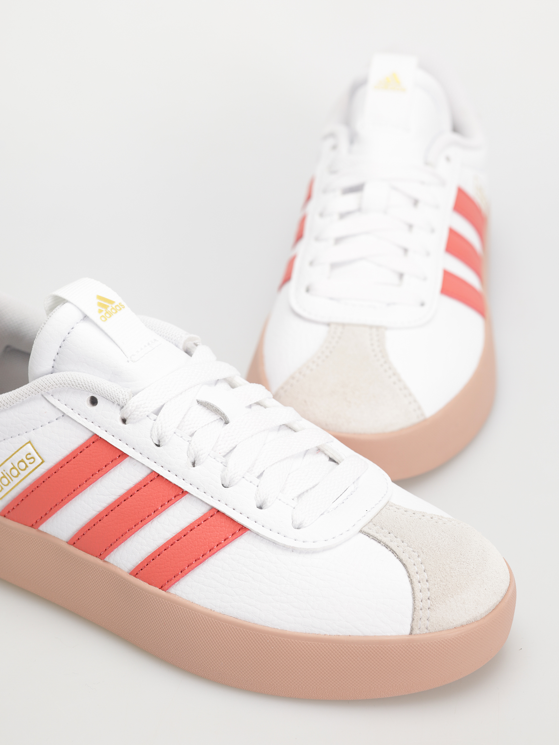 Topánky adidas Vl Court 3.0 Wmn (ftwwht/prelsc/goldmt)