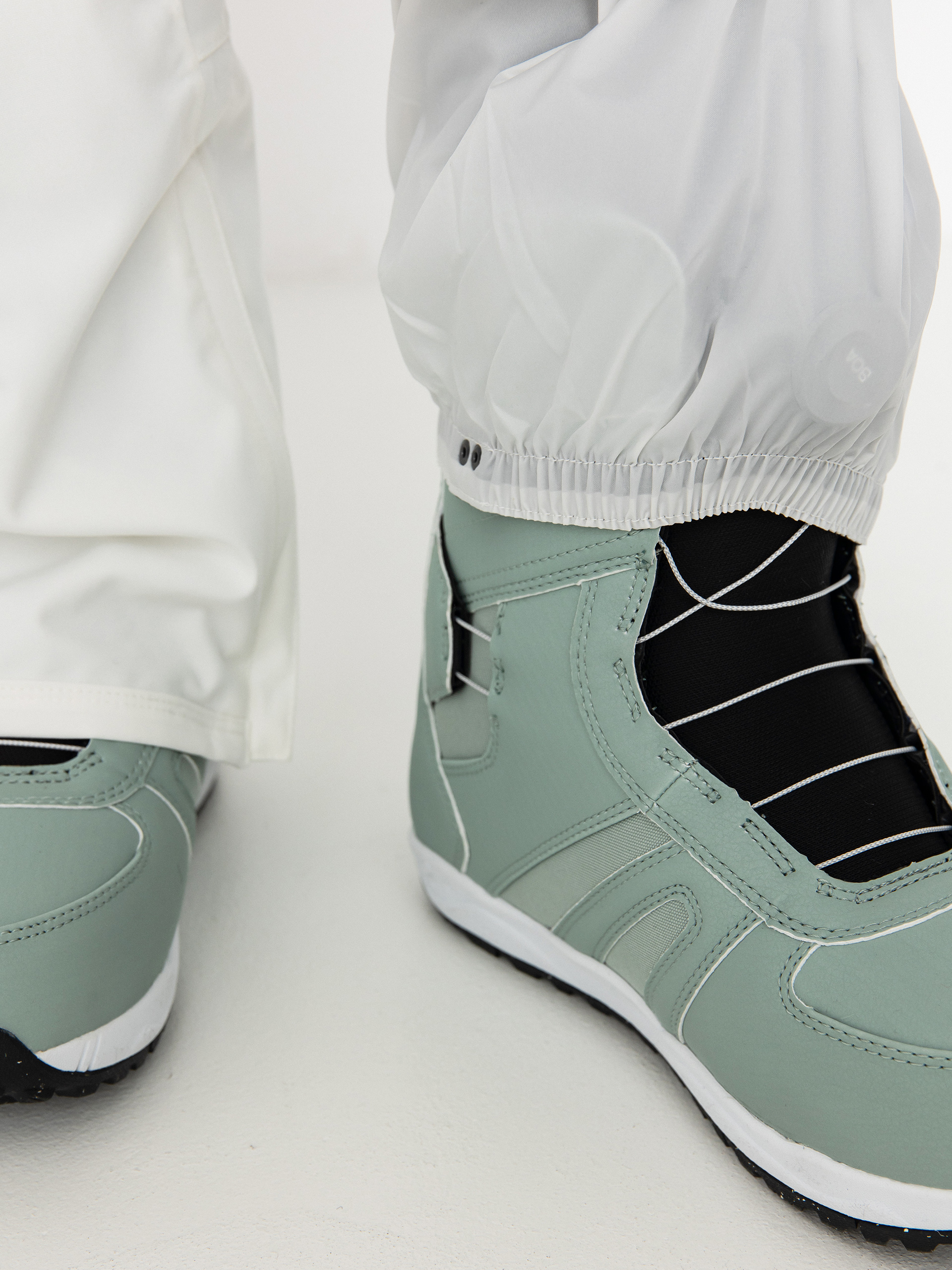 Dámske Snowboardové nohavice Burton Vida Stretch (stout white)