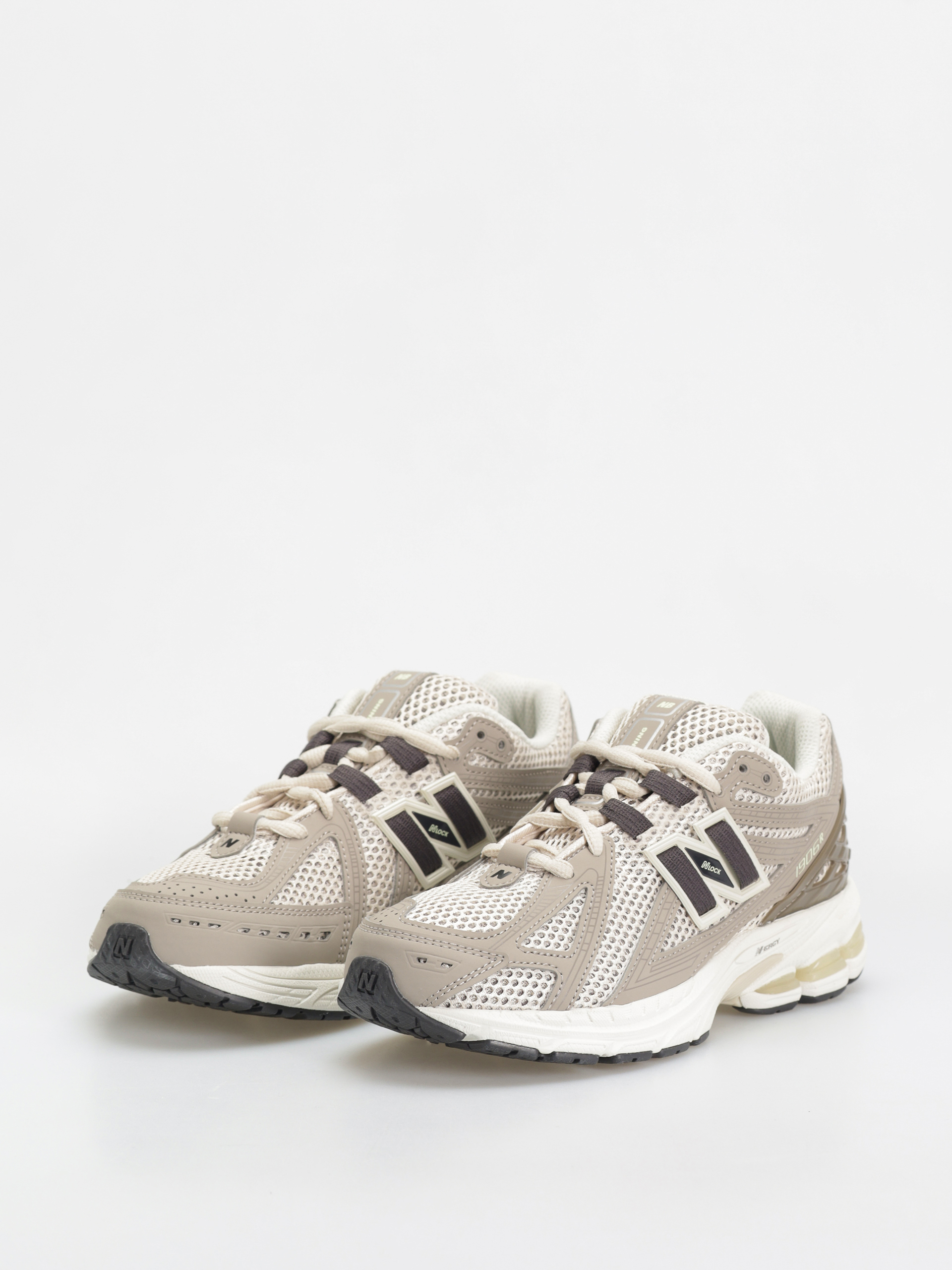 Topánky New Balance 1906 JR (arid stone)