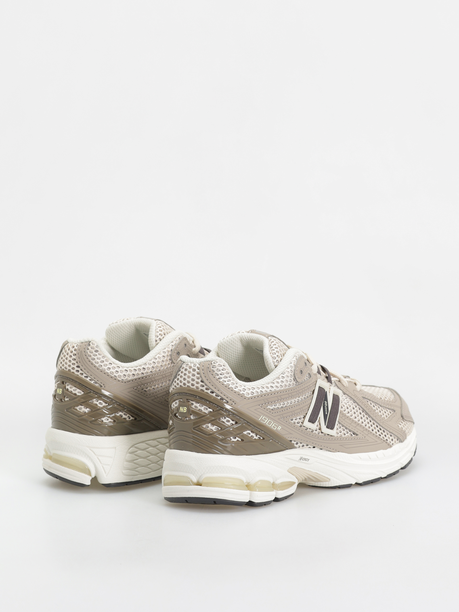 Topánky New Balance 1906 JR (arid stone)