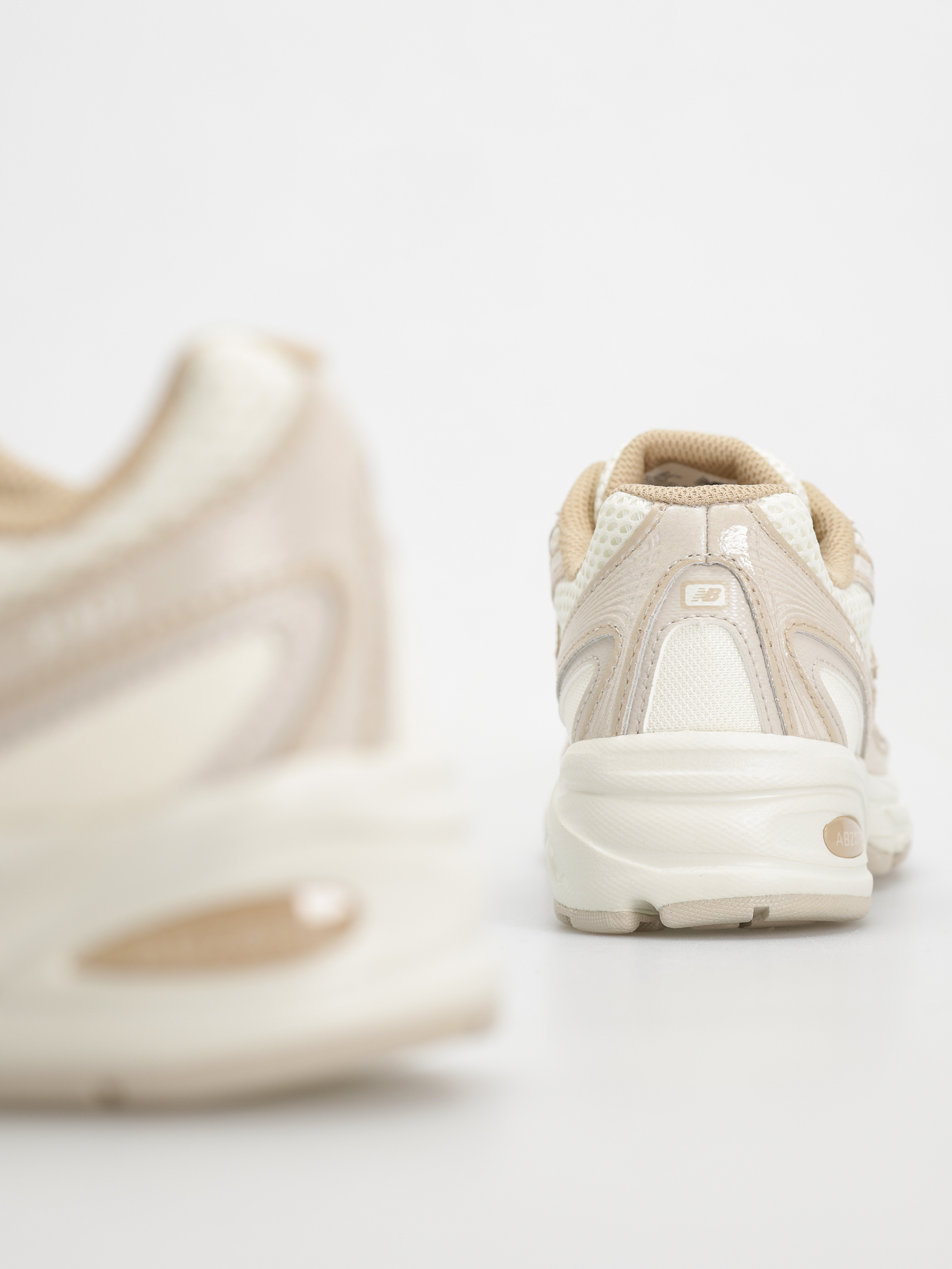 Topánky New Balance 740 (incense)