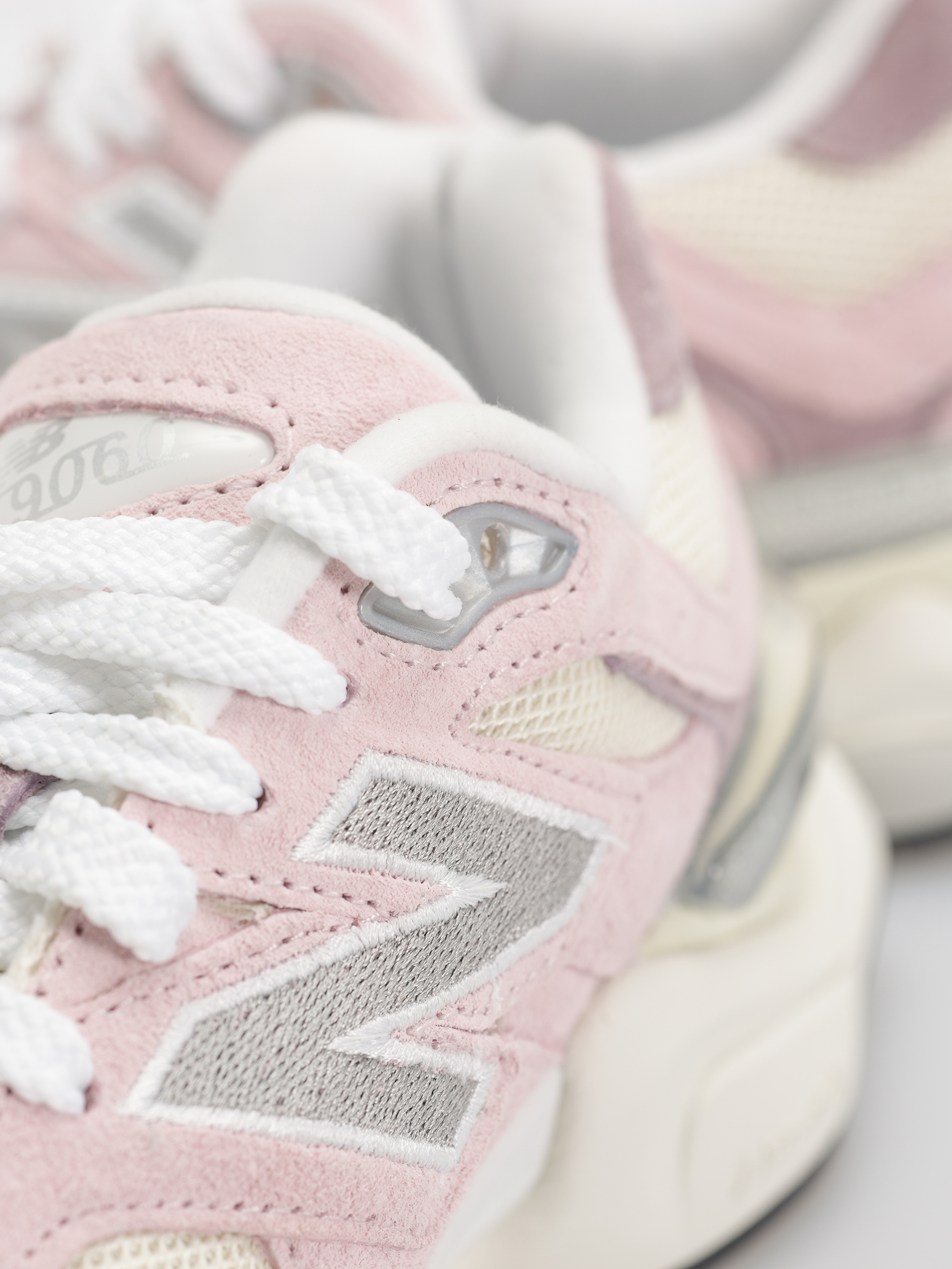 Topánky New Balance 9060 (rose sugar)