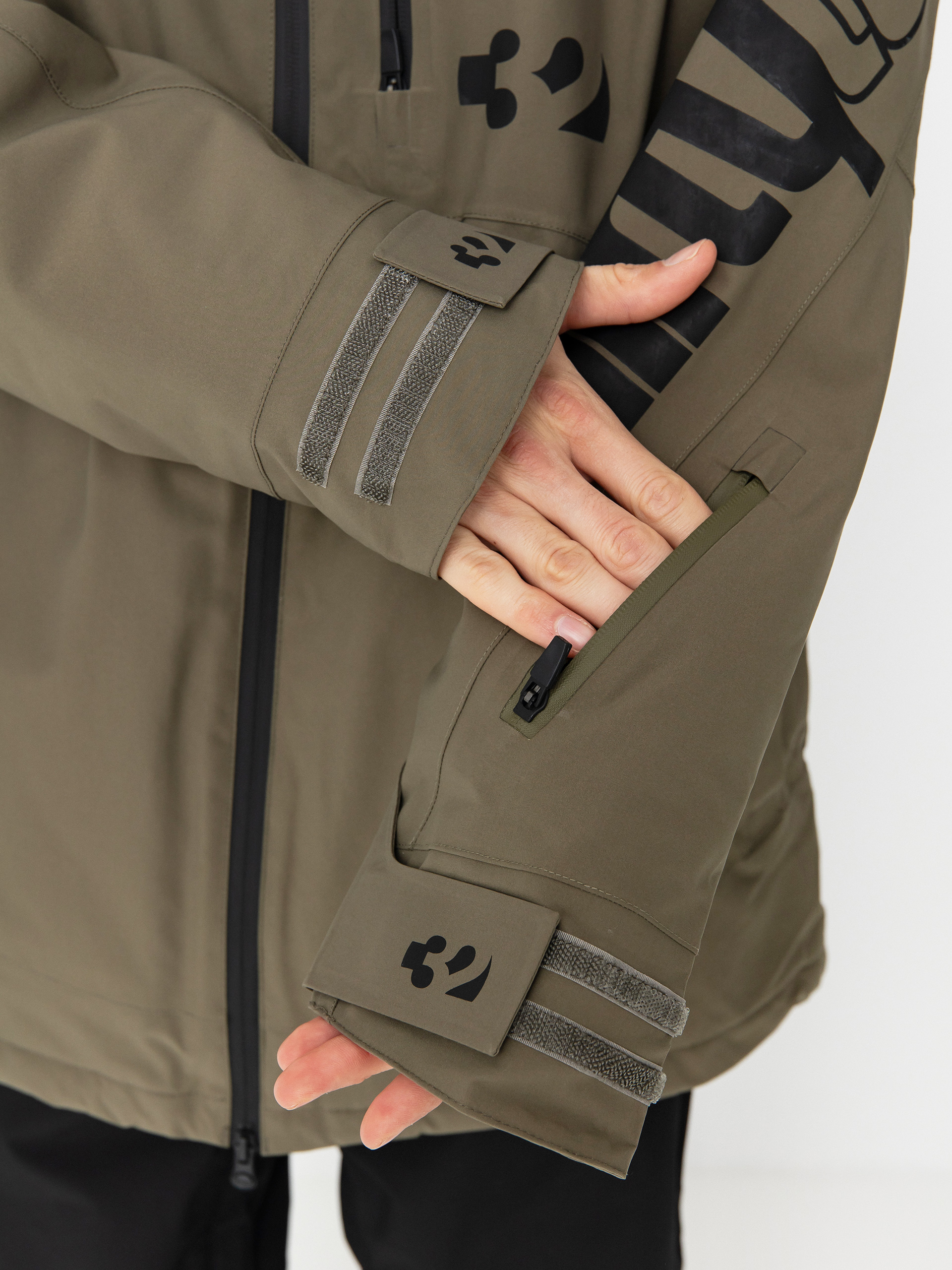 Pánska Snowboardová bunda ThirtyTwo Lashed Insulated (olive)