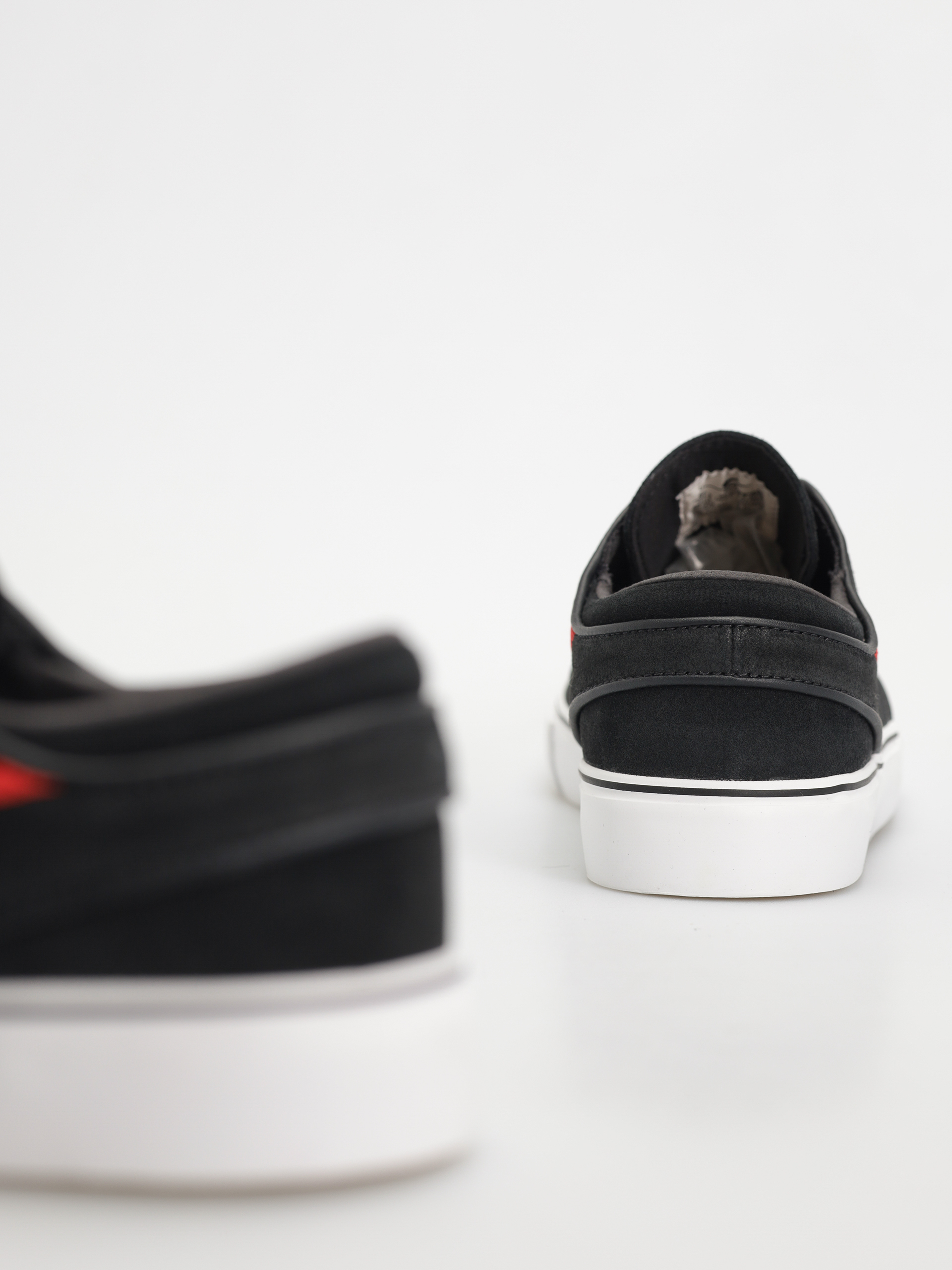 Topánky Nike SB Zoom Janoski OG+ (black/university red black summit white)