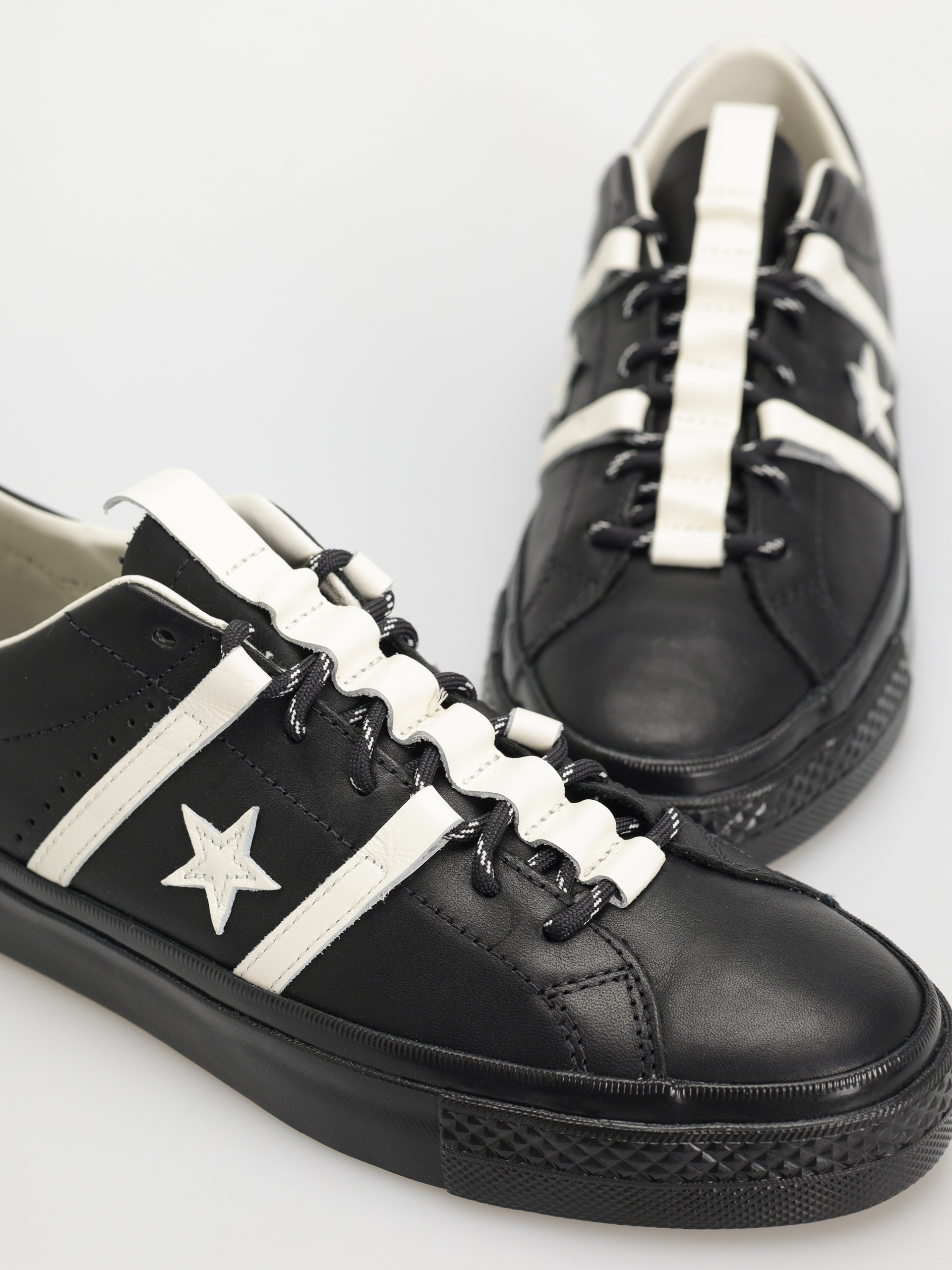 Topánky Converse X Bobby De Keyzer One Star Academy Pro (black/egret/black)
