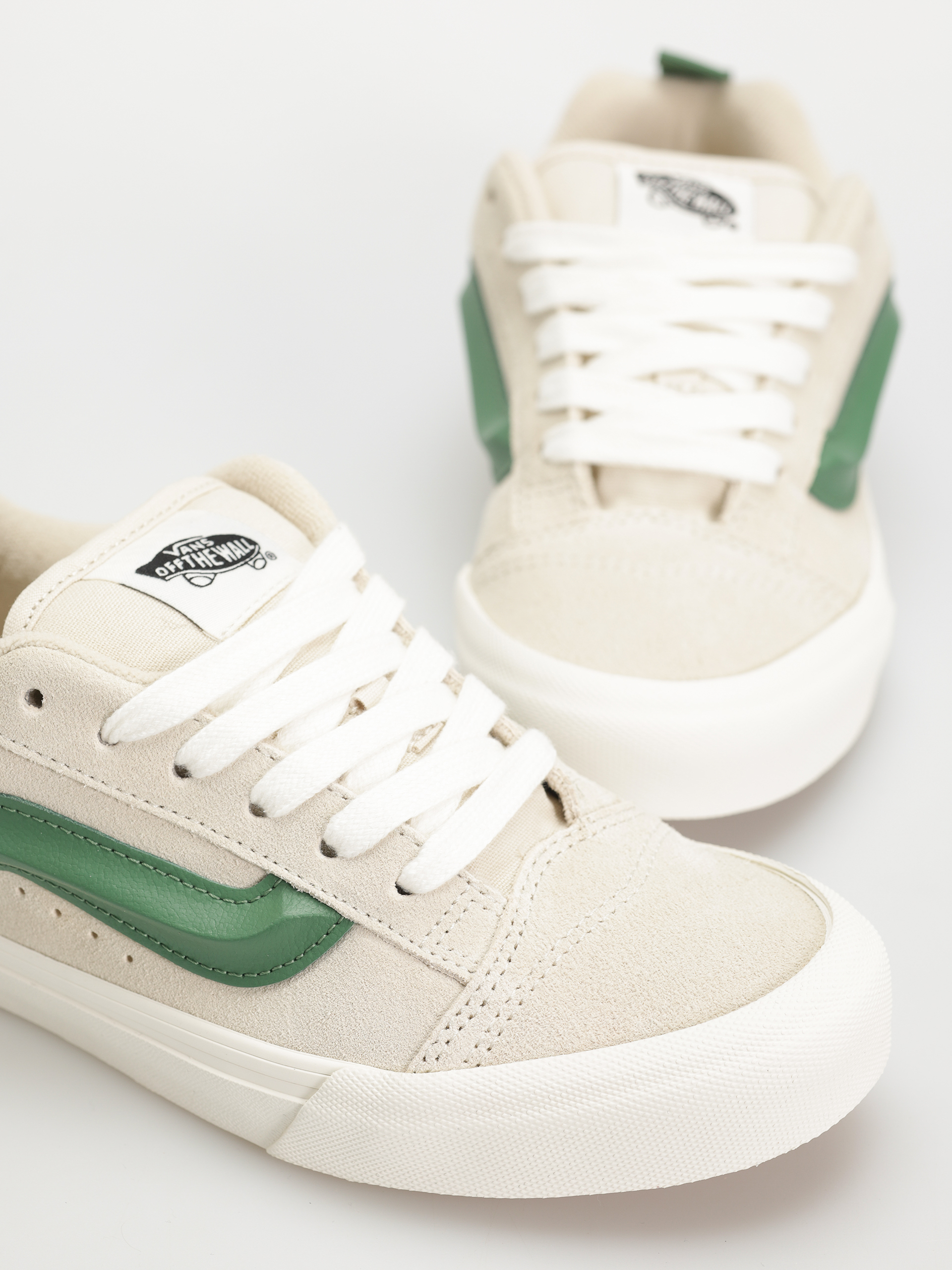 Topánky Vans Knu Skool (vintage suede white/multi)