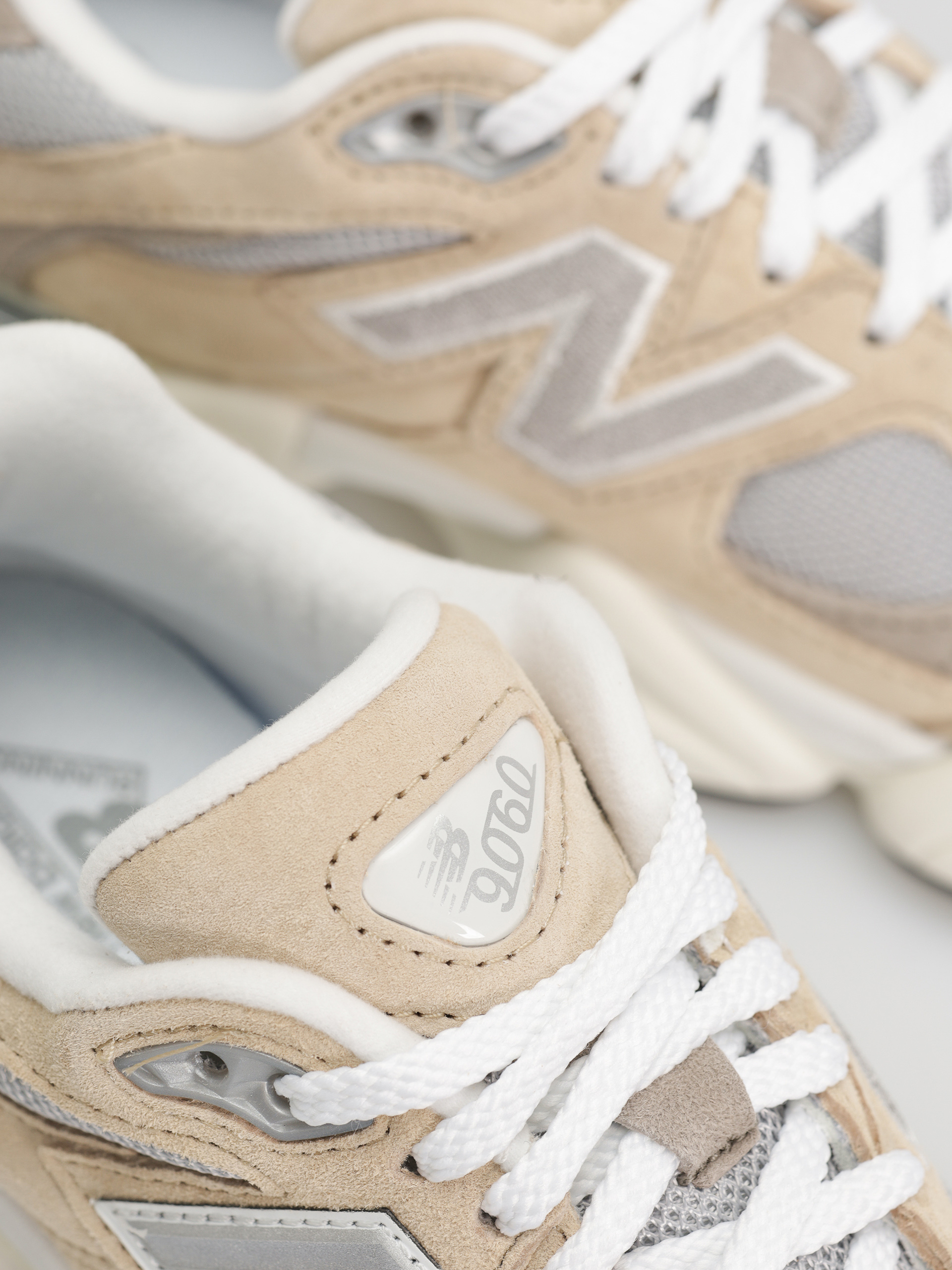 Topánky New Balance 9060 (incense)