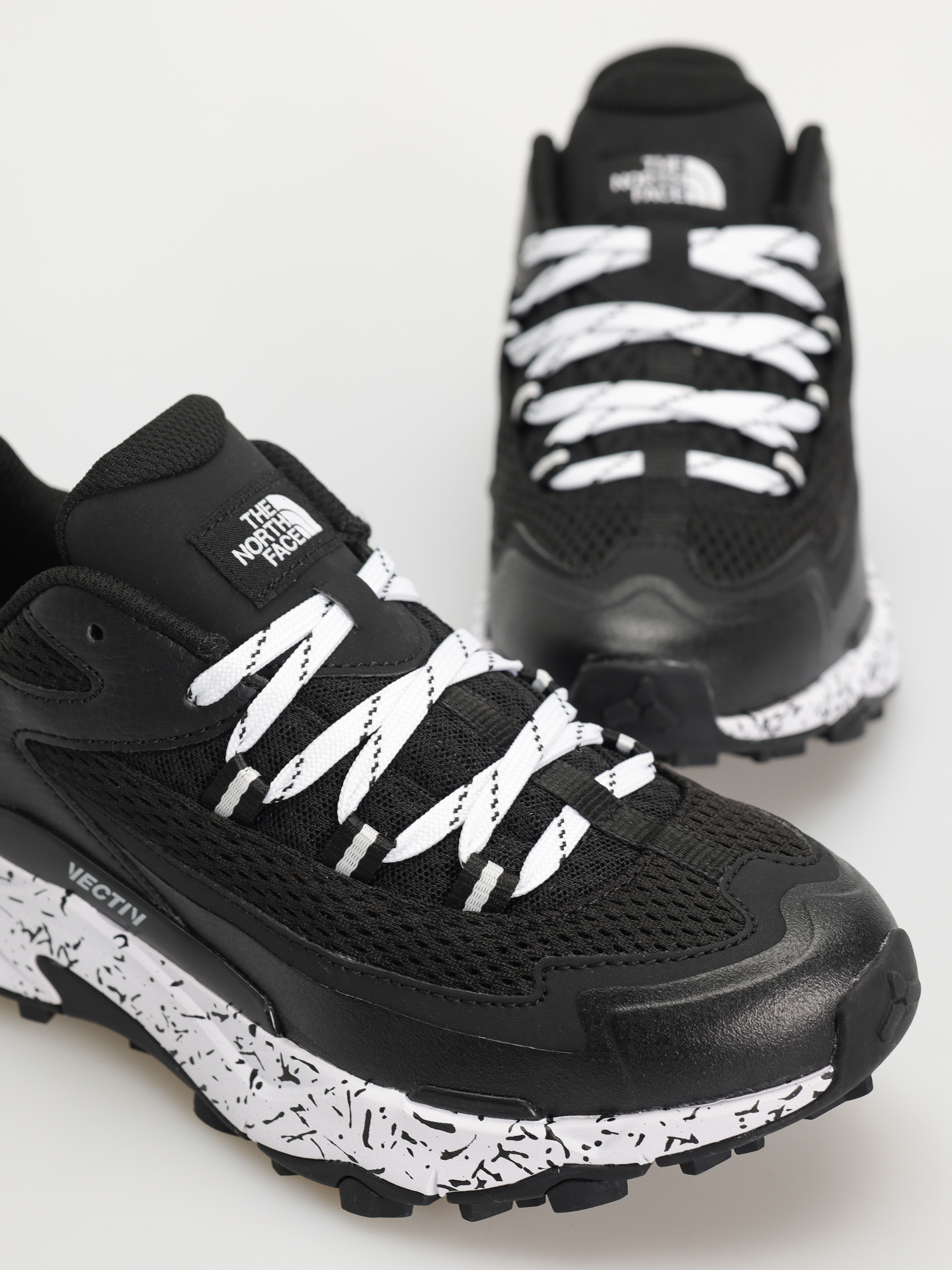 Topánky The North Face Vectiv Taraval Wmn (tnf black/tnf white)