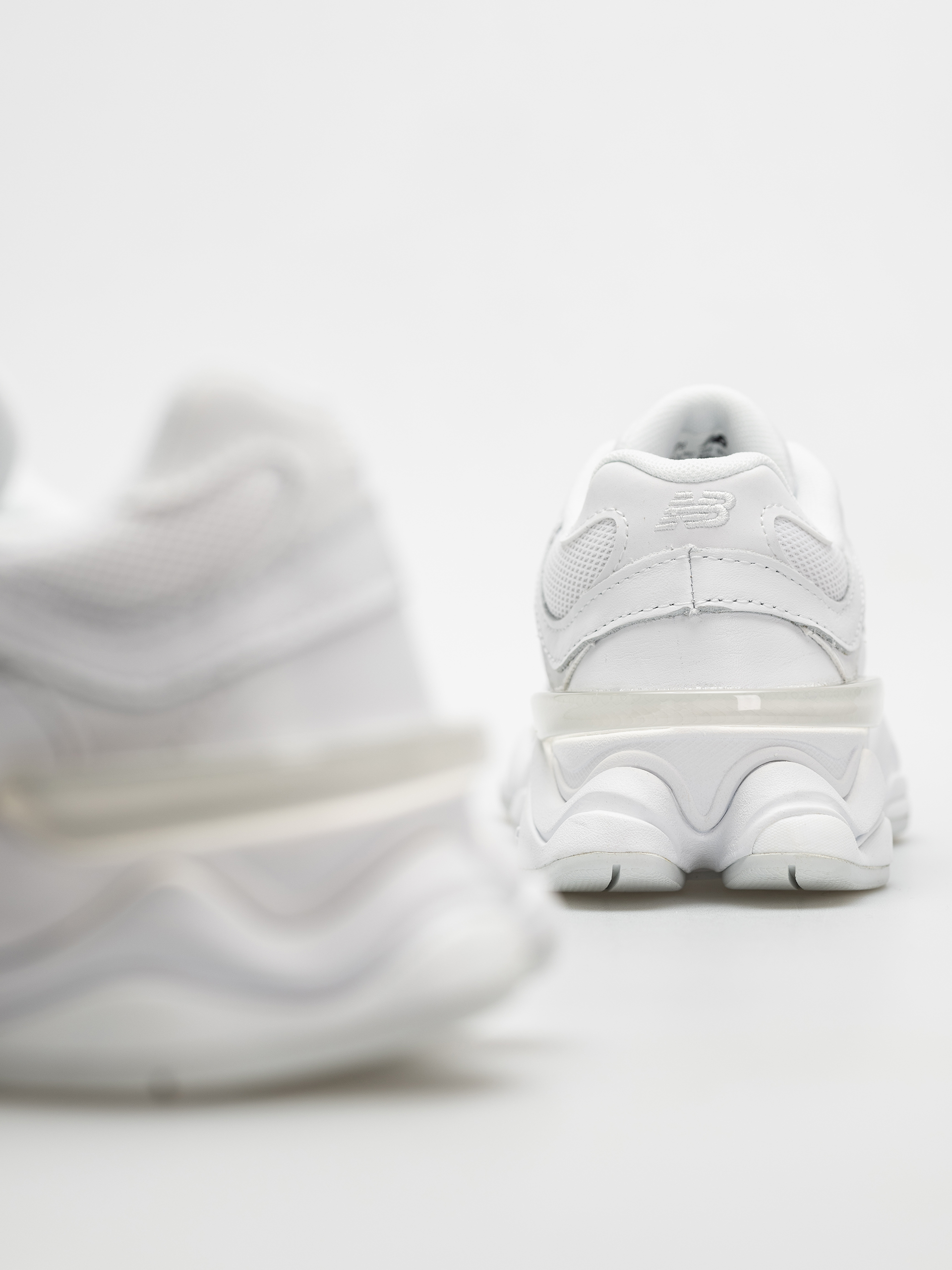 Topánky New Balance 9060 (triple white)