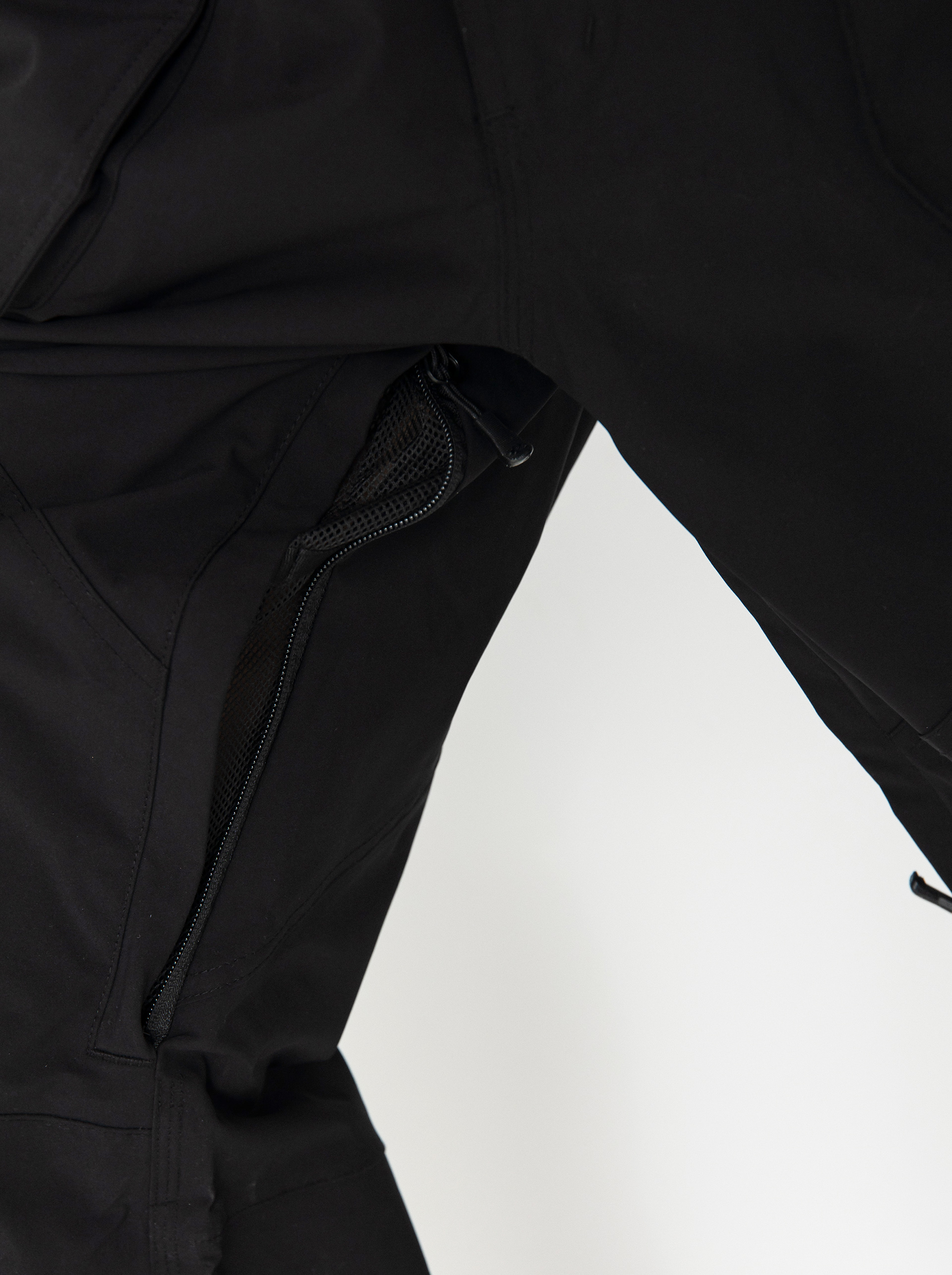 Pánske Snowboardové nohavice ThirtyTwo Basement Bib (black)