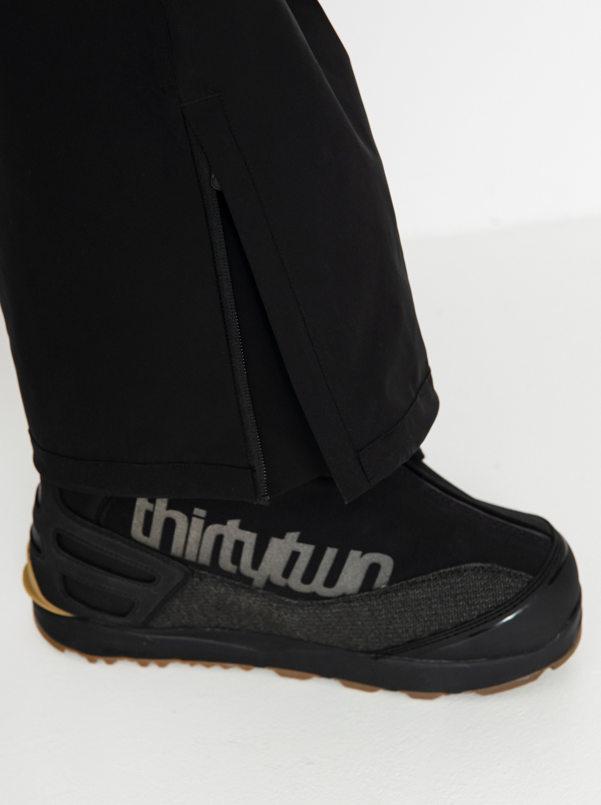 Pánske Snowboardové nohavice ThirtyTwo Basement Bib (black)