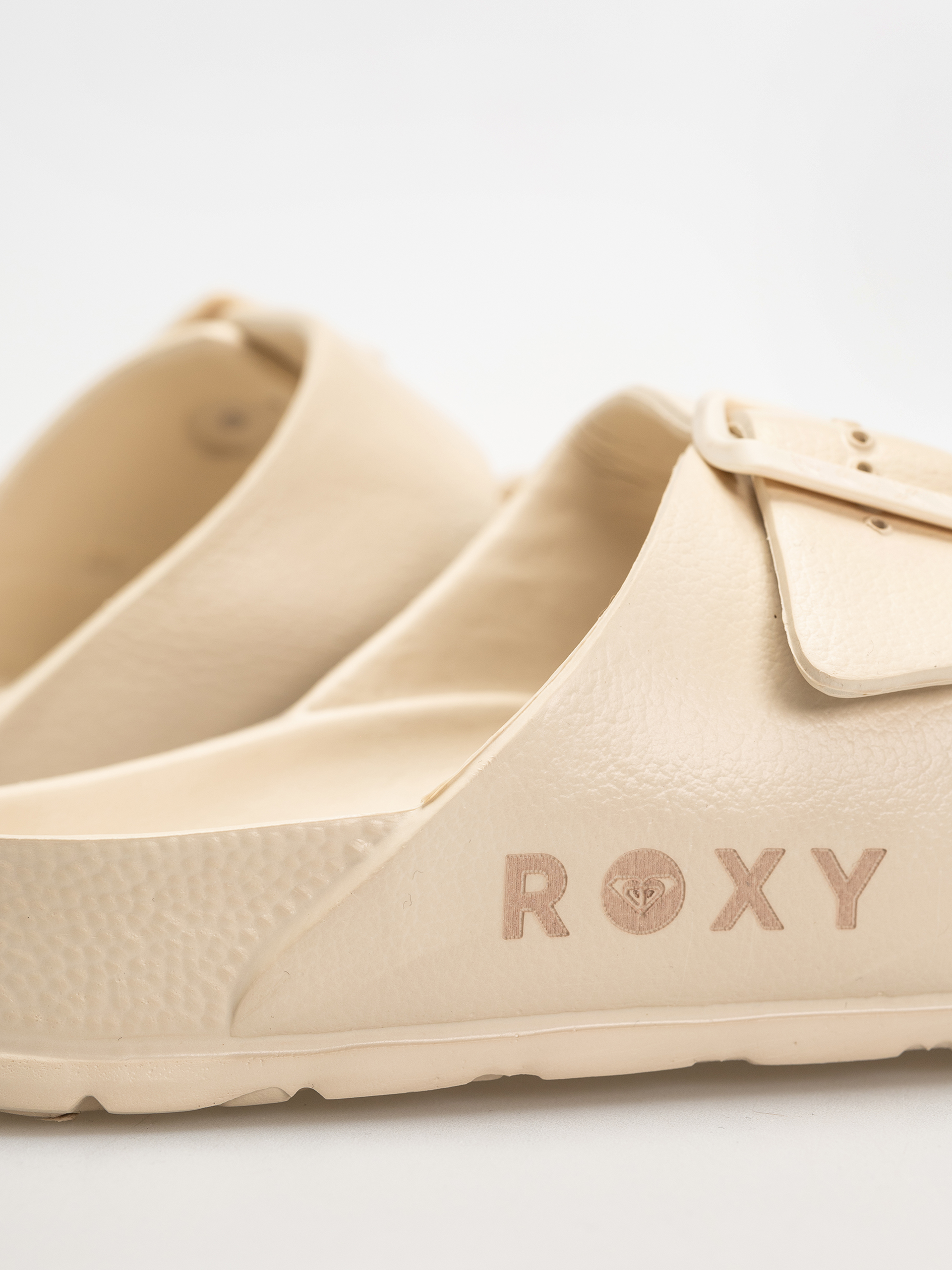 Šľapky Roxy Kattie Wmn (taupe)