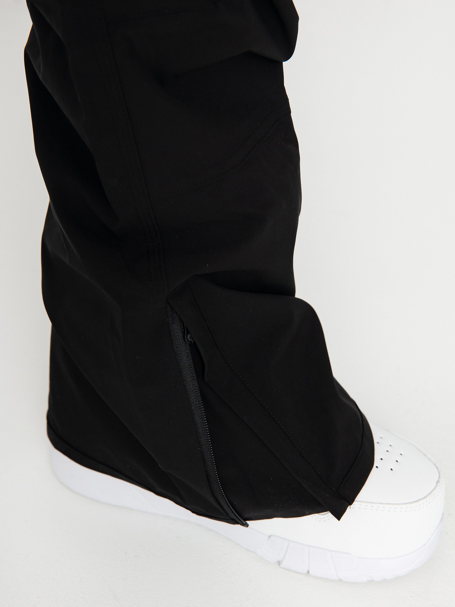 Dámske Snowboardové nohavice ThirtyTwo Basement Bib (black)