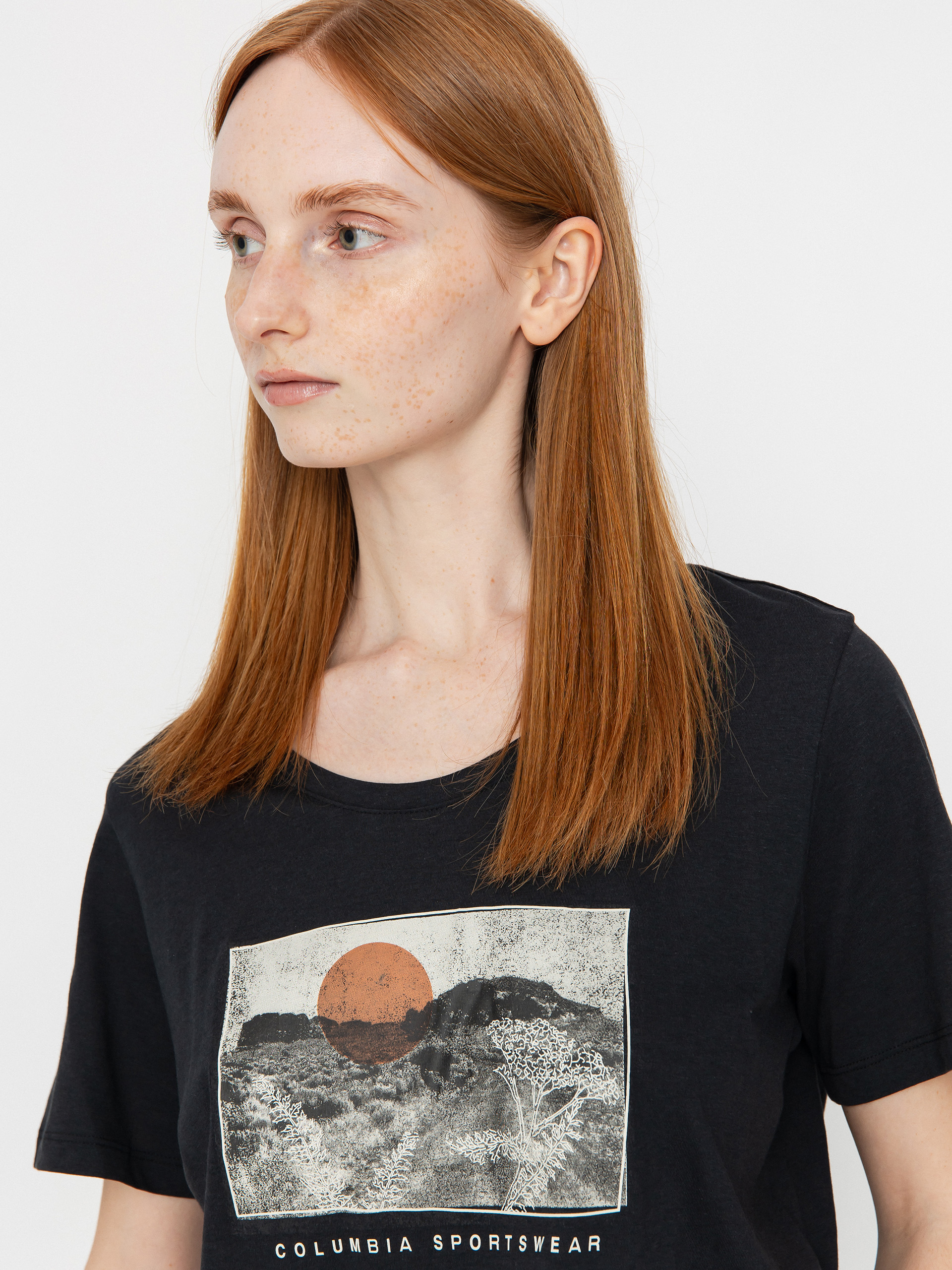 Tričko Columbia Ruby Springs Graphic Wmn (black/wanderlu)