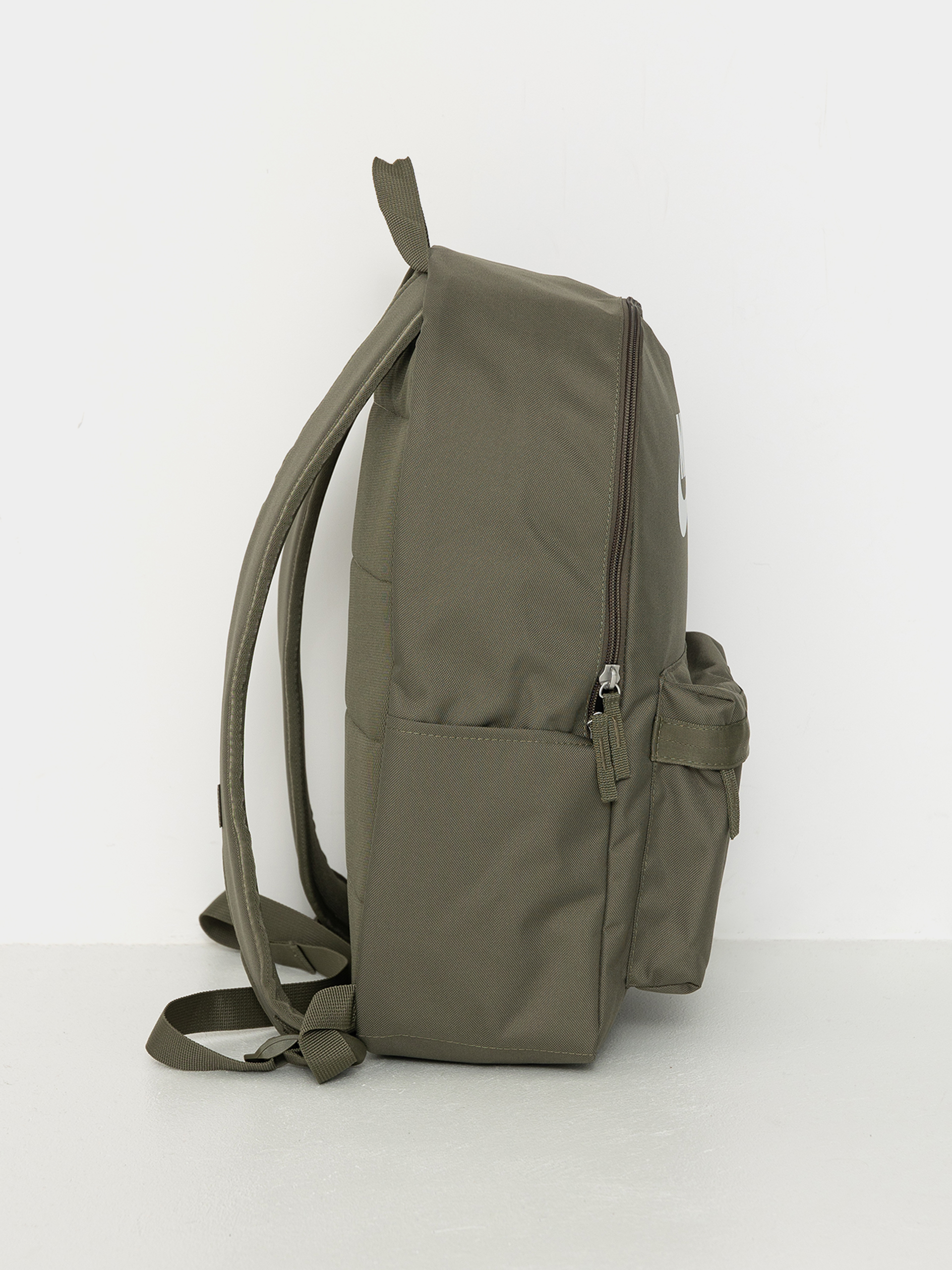 Batoh Nike SB Heritage (medium olive/medium olive/summit white)