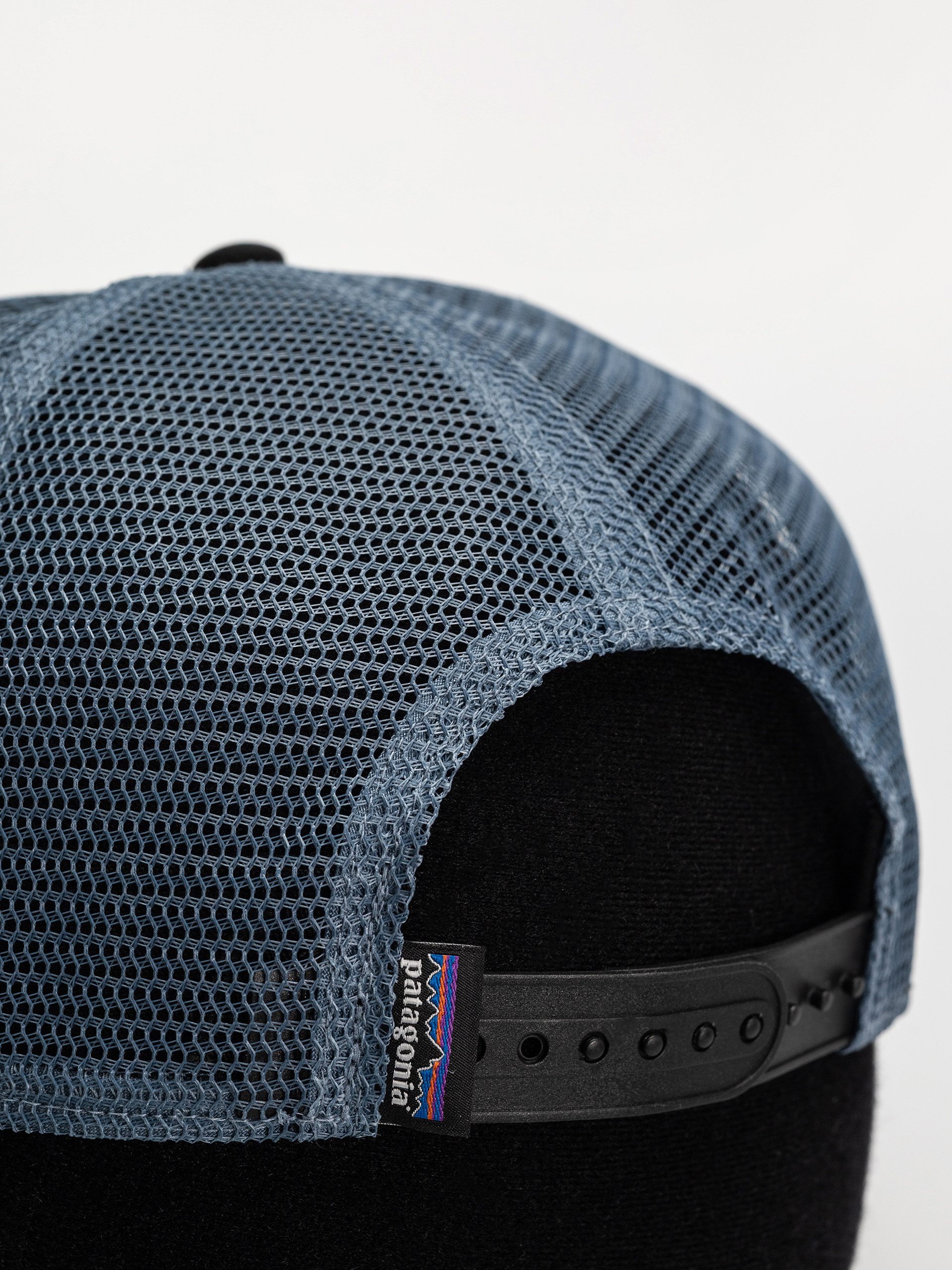 Šiltovka Patagonia Airfarer (chouinard crest/birch white)