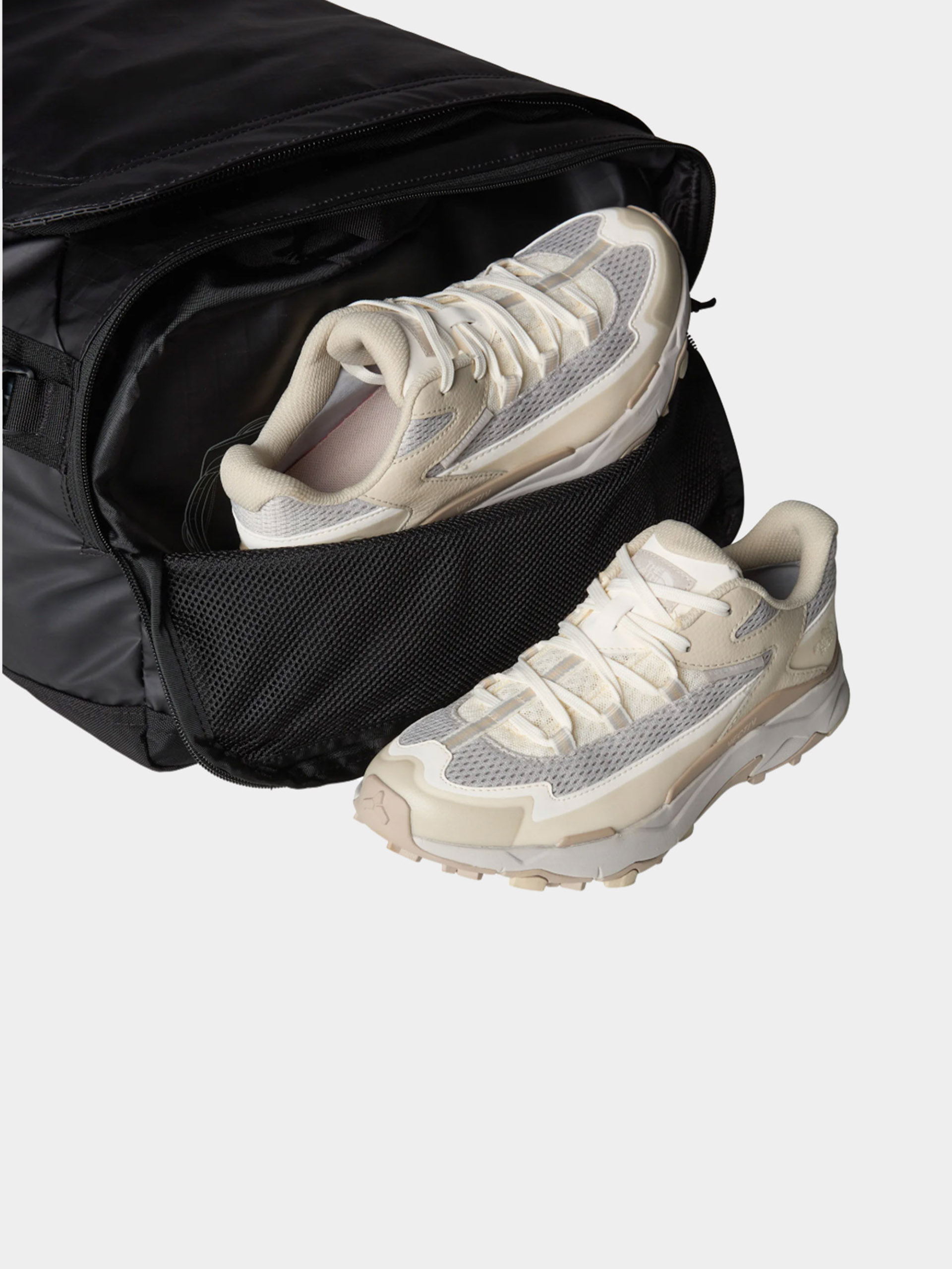 Taška The North Face Base Camp Voyager Duffel 62L (tnf black/asphalt grey)