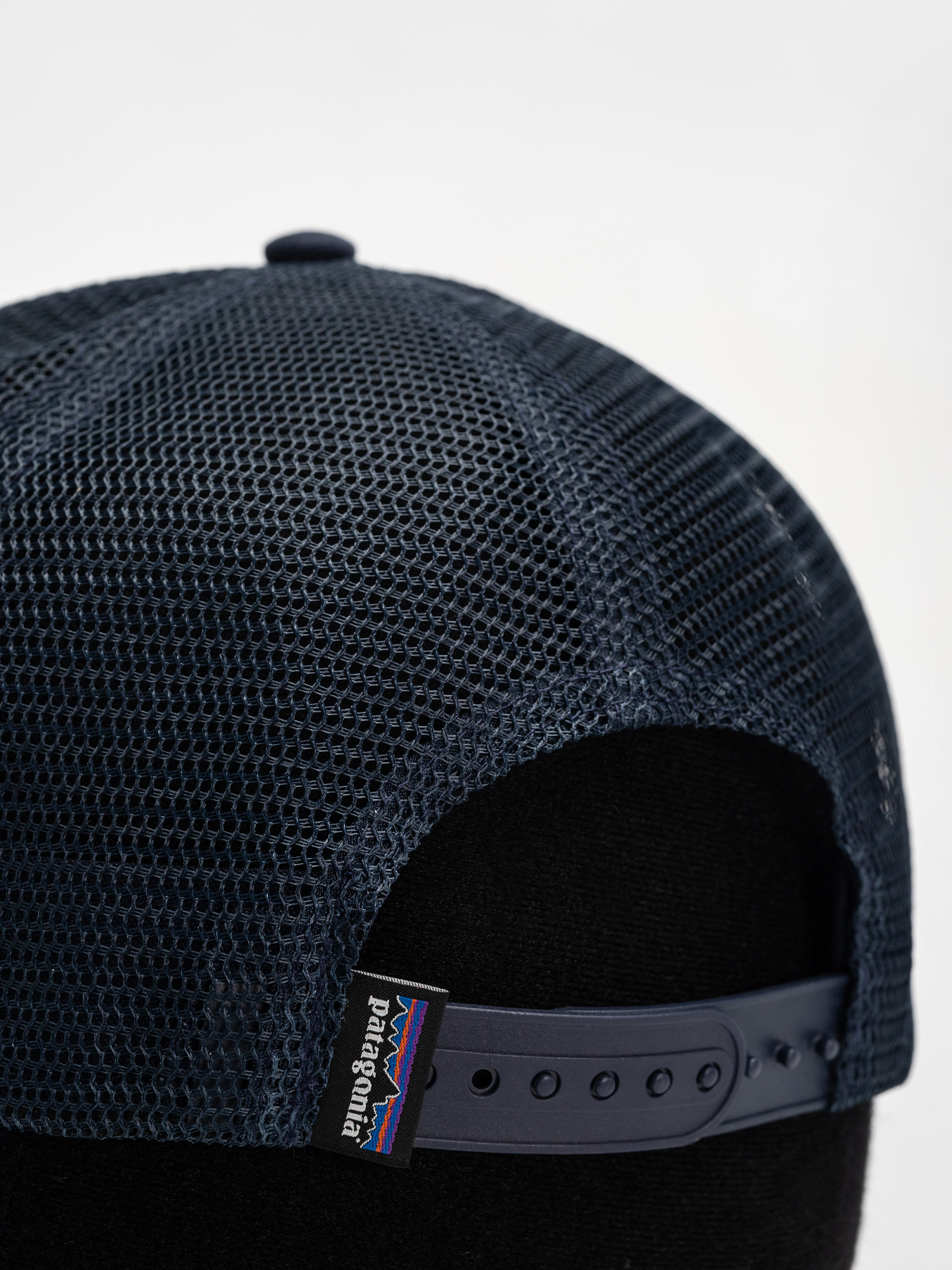 Šiltovka Patagonia P 6 Logo Trucker (new navy)