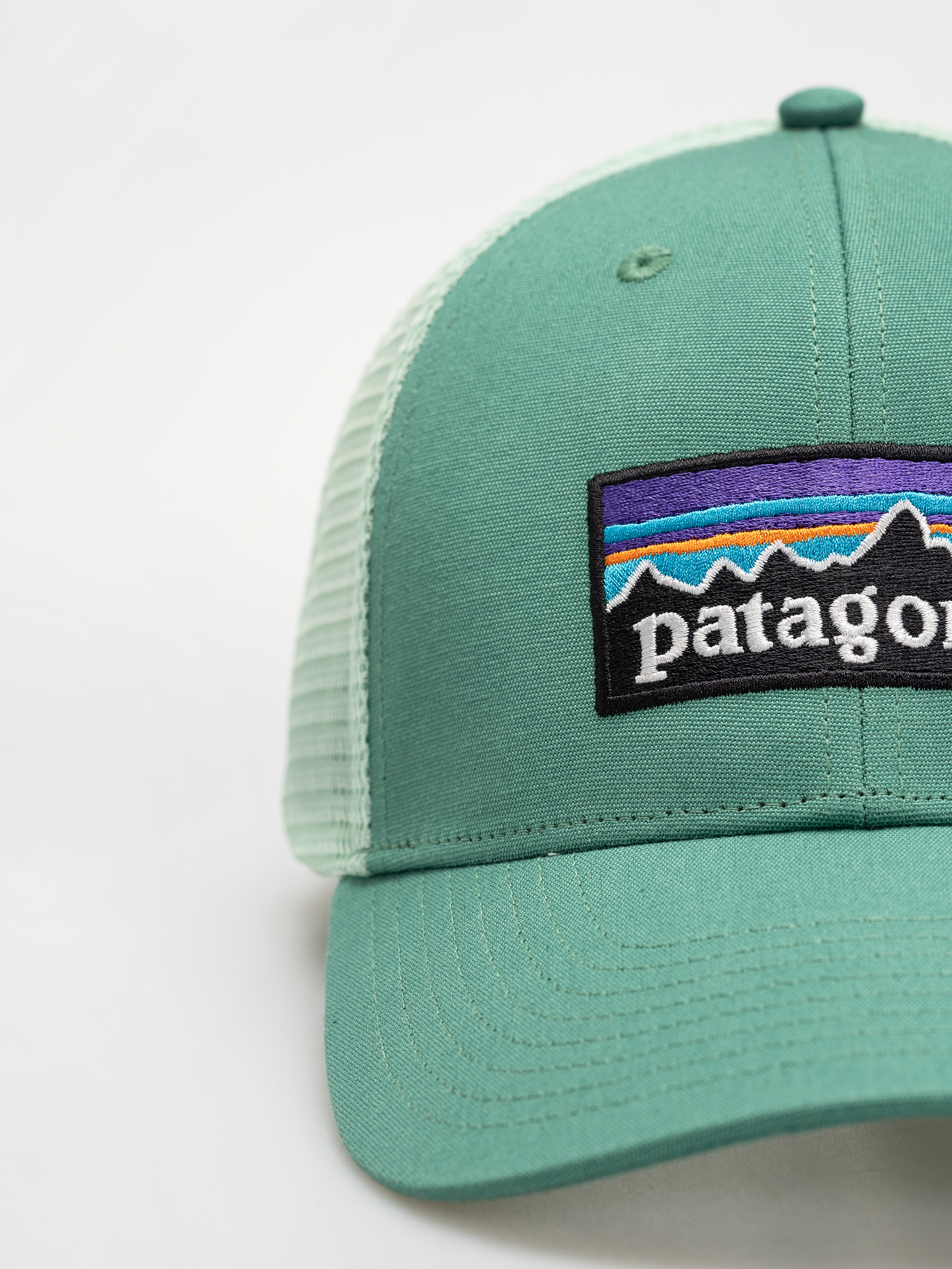 Šiltovka Patagonia P 6 Logo LoPro Trucker (heartleaf green)