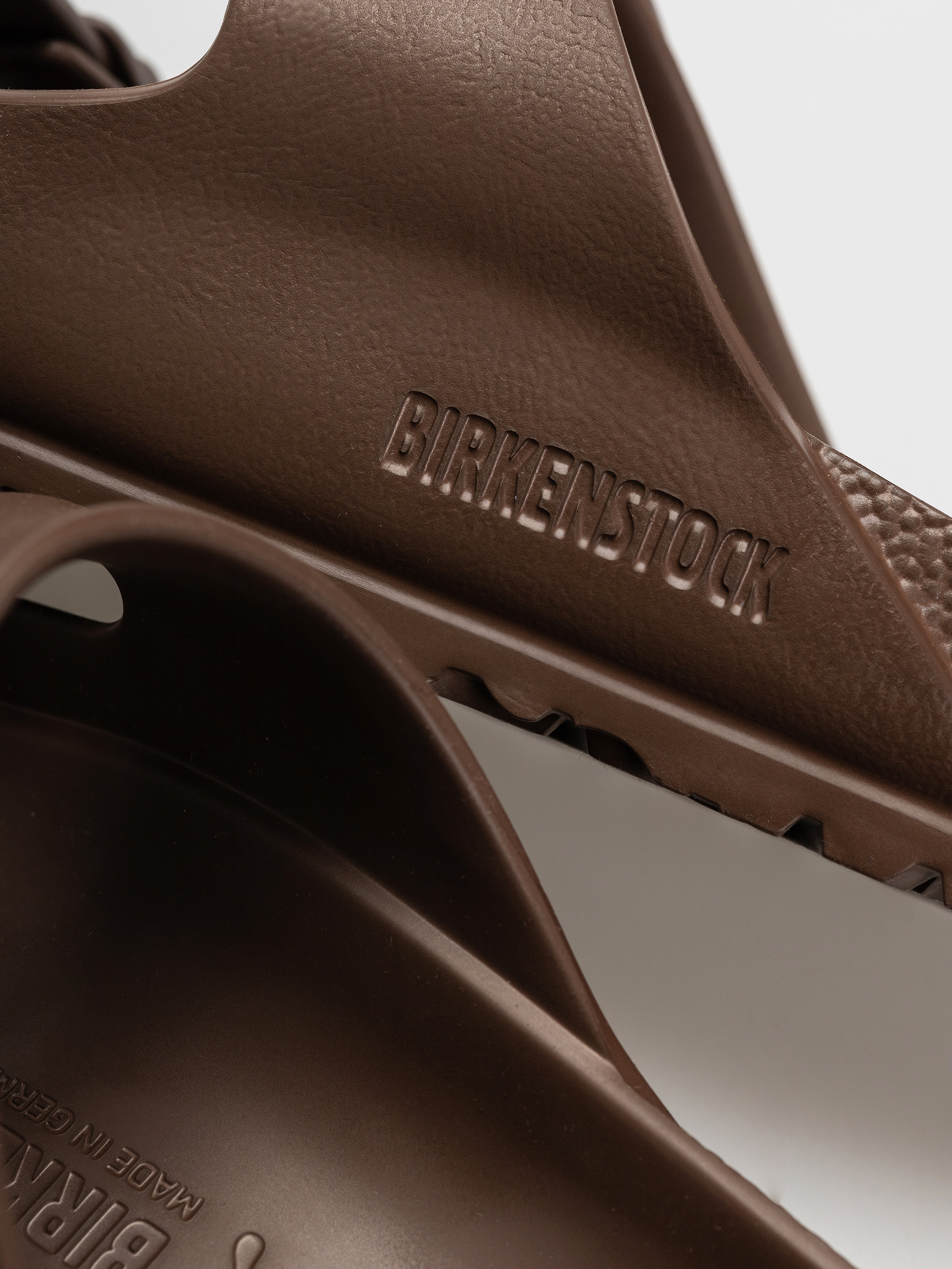 Šľapky Birkenstock Arizona Essentials EVA Narrow Wmn (roast)