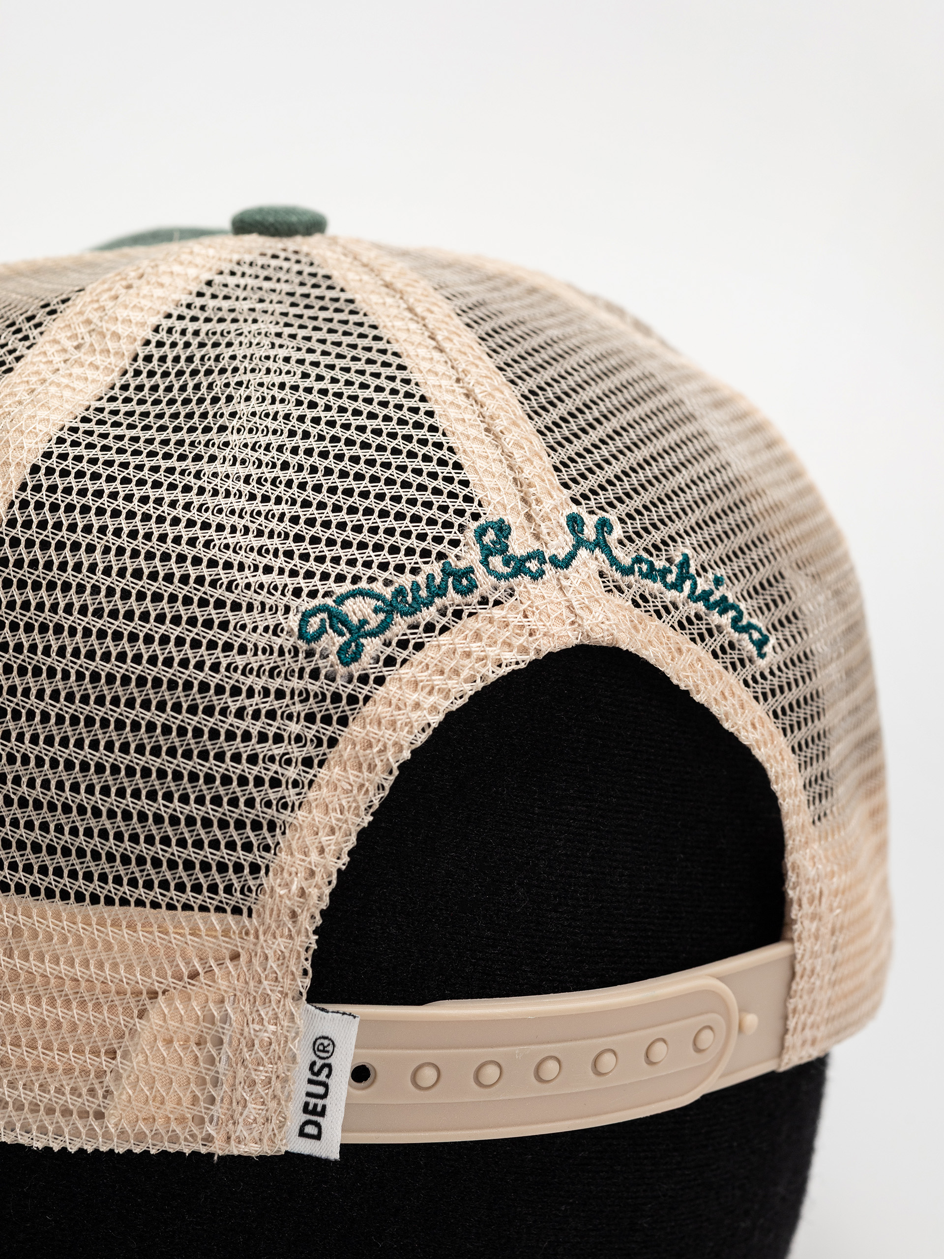 Šiltovka Deus Ex Machina Open Head Trucker (bayberry)