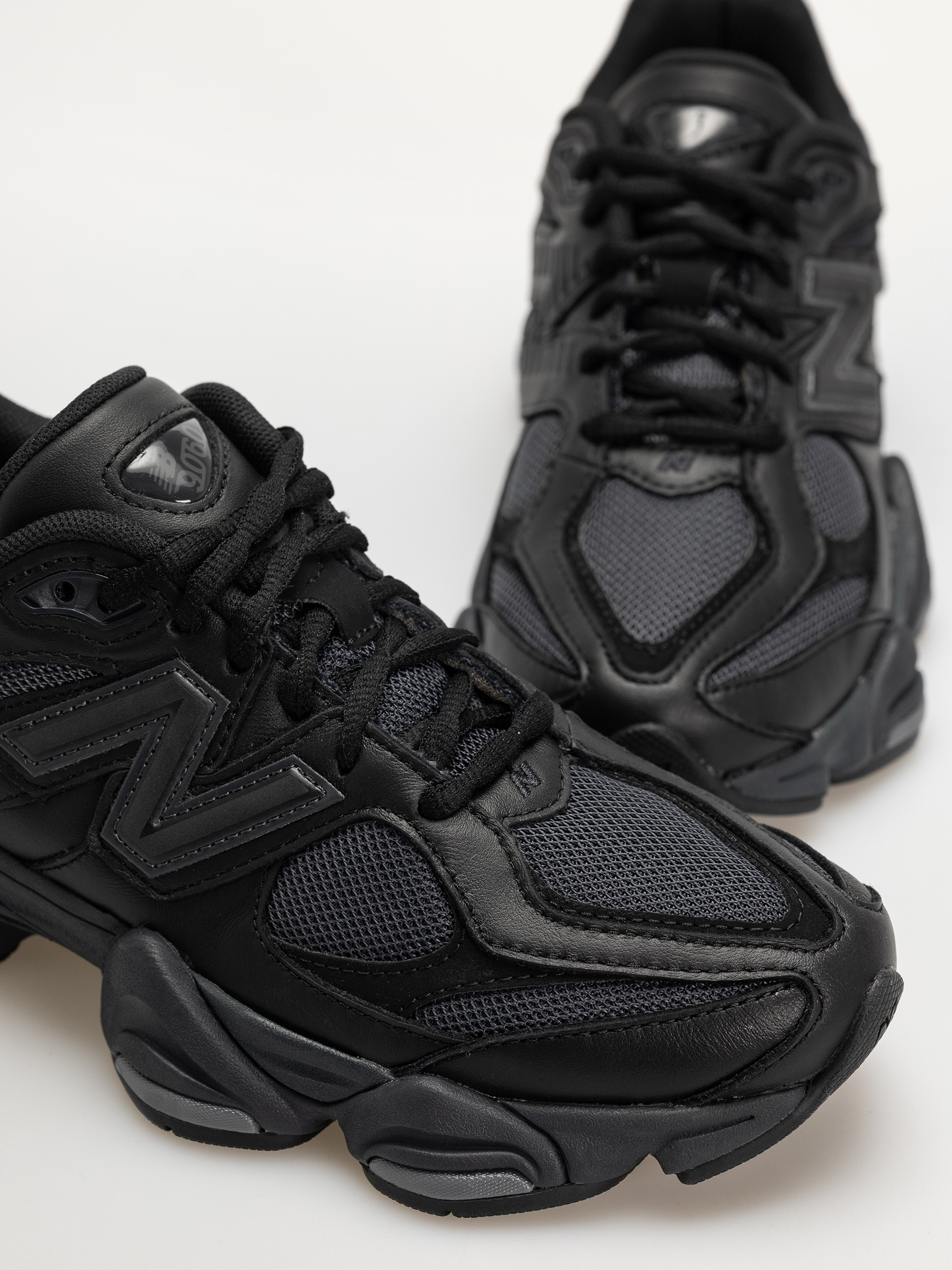 Topánky New Balance 9060 (black)