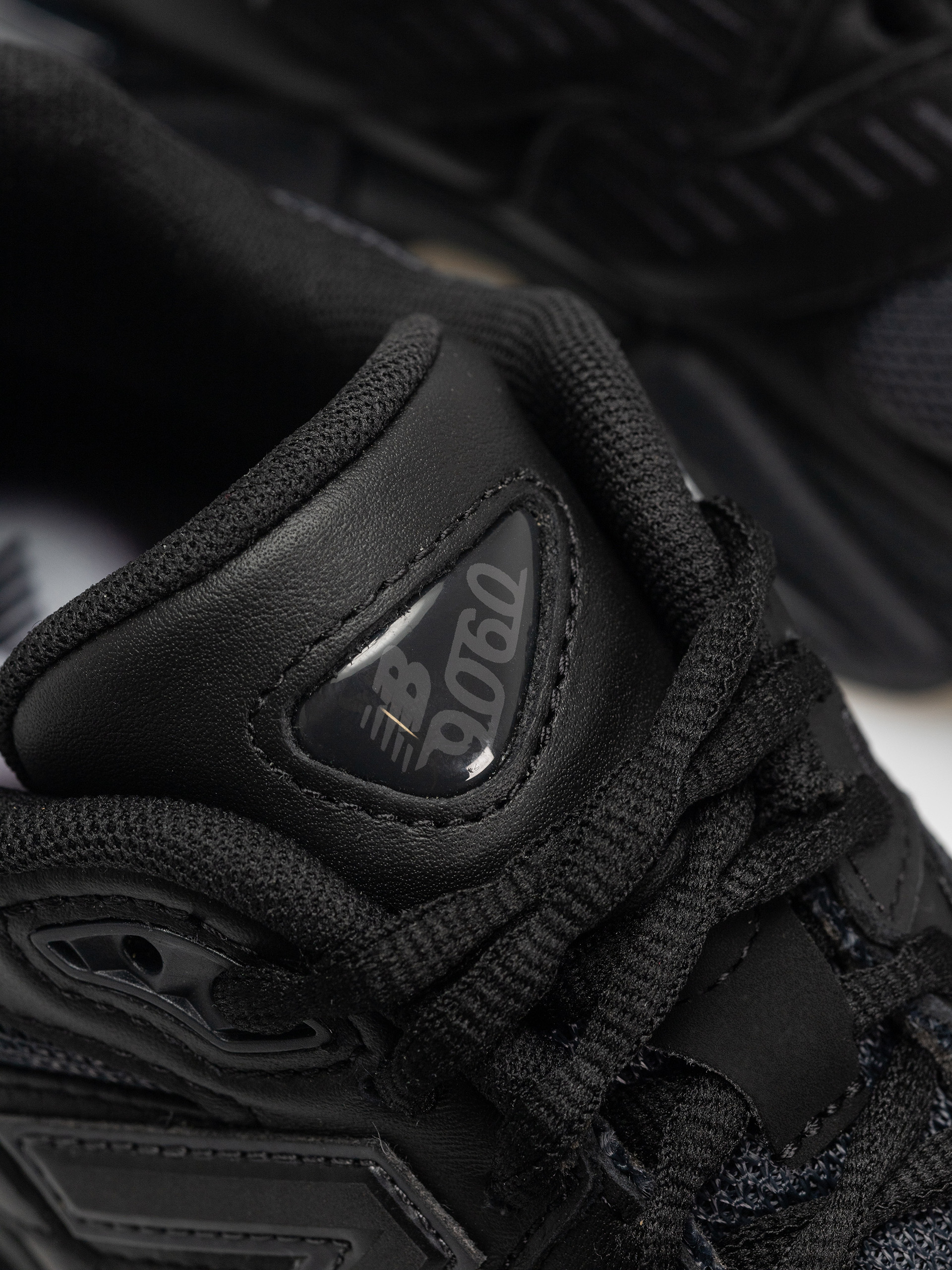 Topánky New Balance 9060 (black)