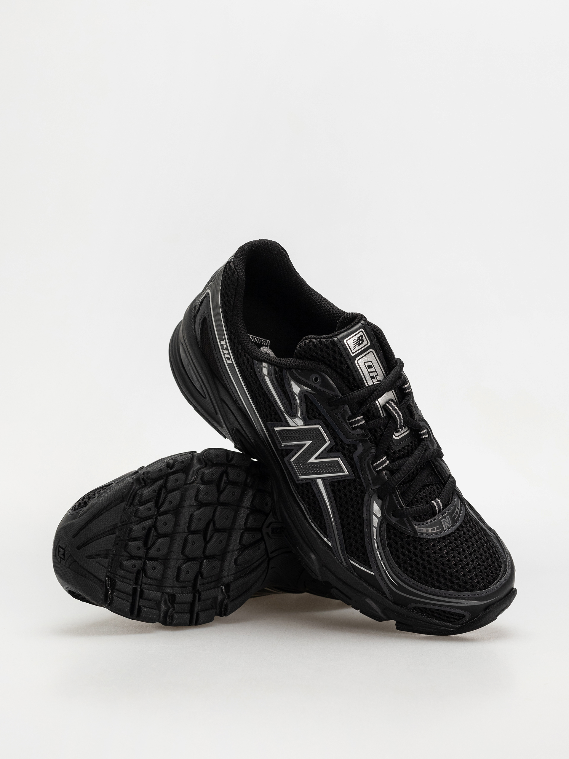 Topánky New Balance 740 (black)