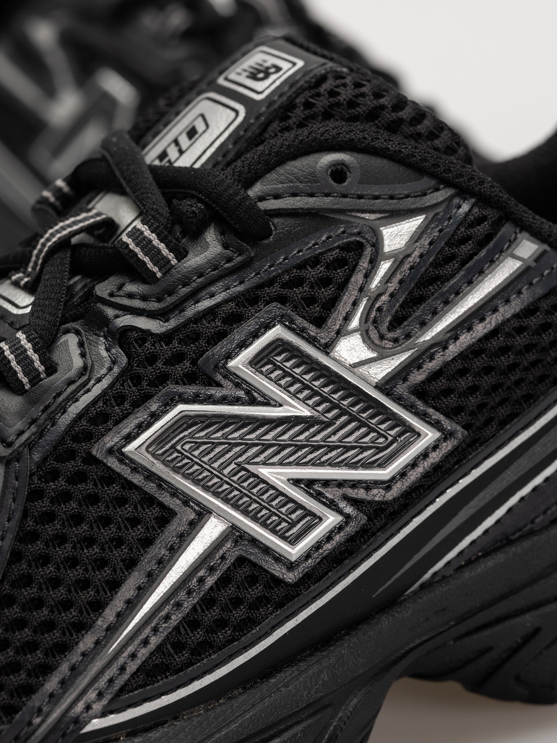 Topánky New Balance 740 (black)