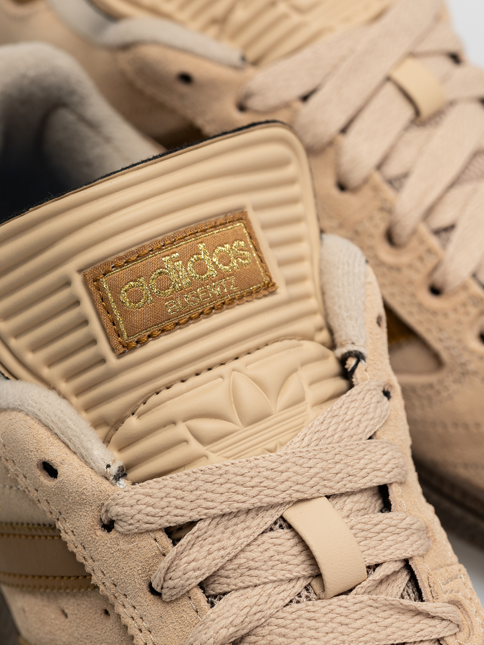 Topánky adidas Busenitz (magbei/brostr/gum5)