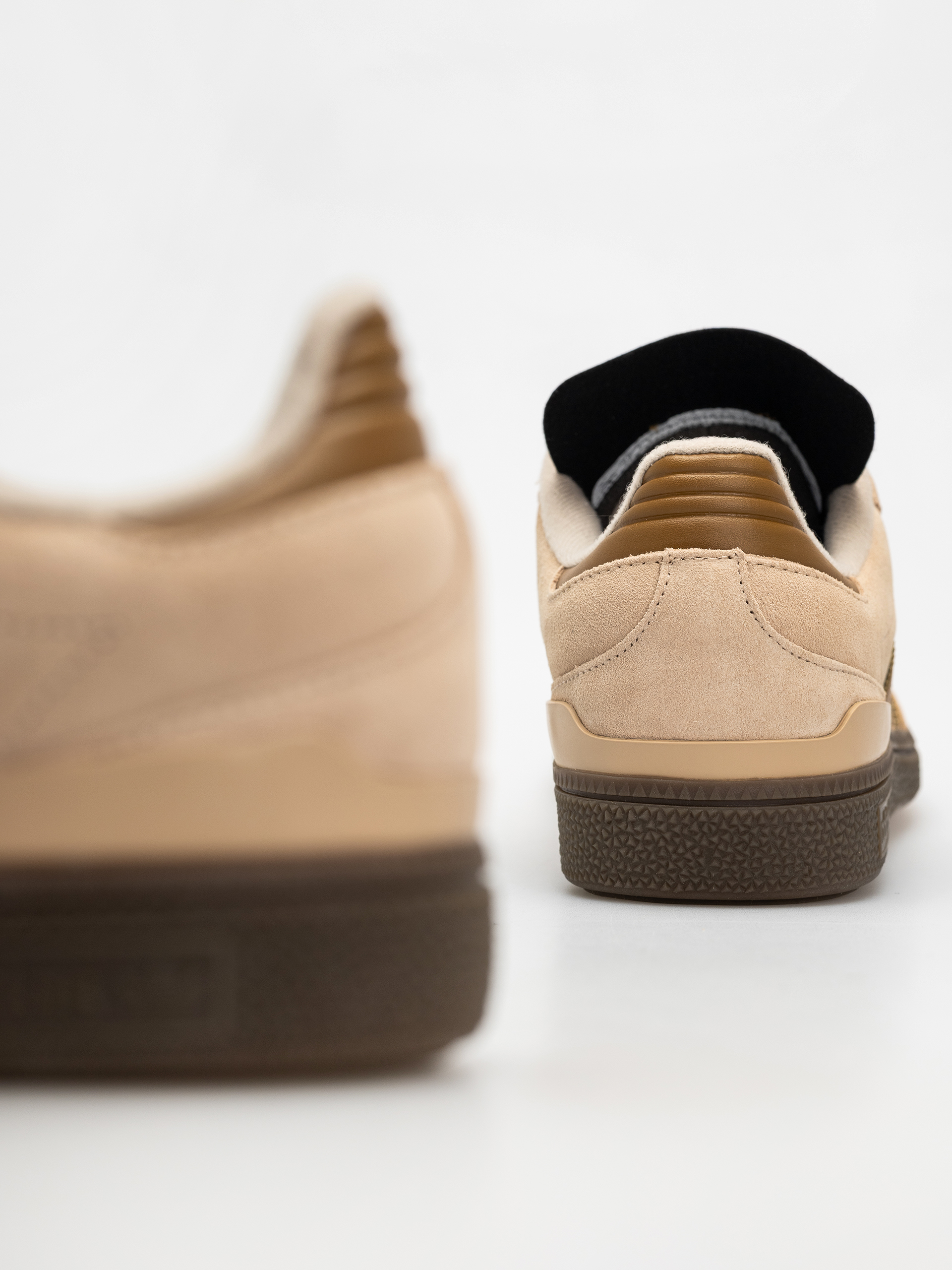 Topánky adidas Busenitz (magbei/brostr/gum5)