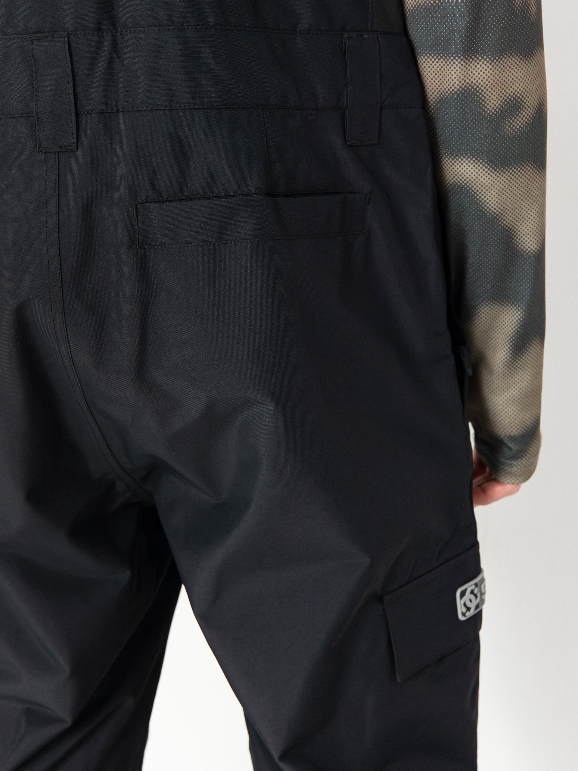 Pánske Snowboardové nohavice DC Docile Bib (black)