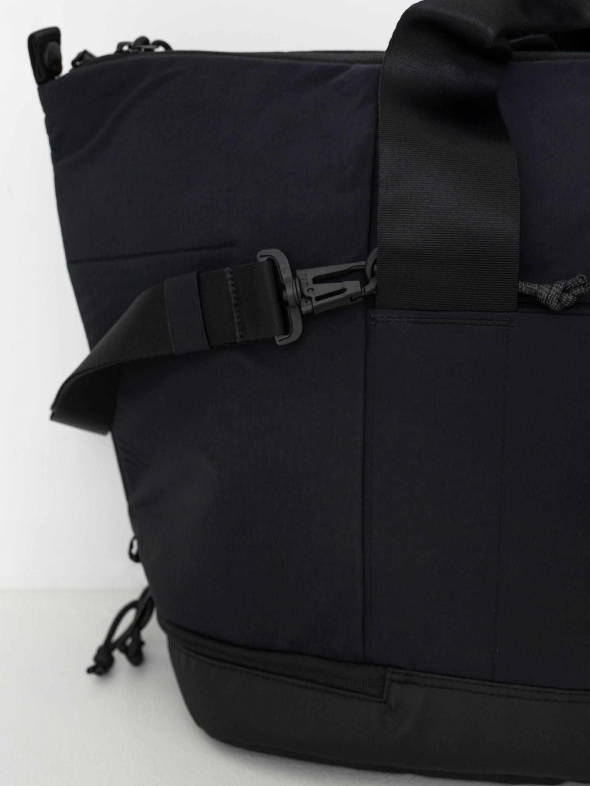 Taška The North Face Never Stop Weekender Duffel Wmn (tnf black npf)