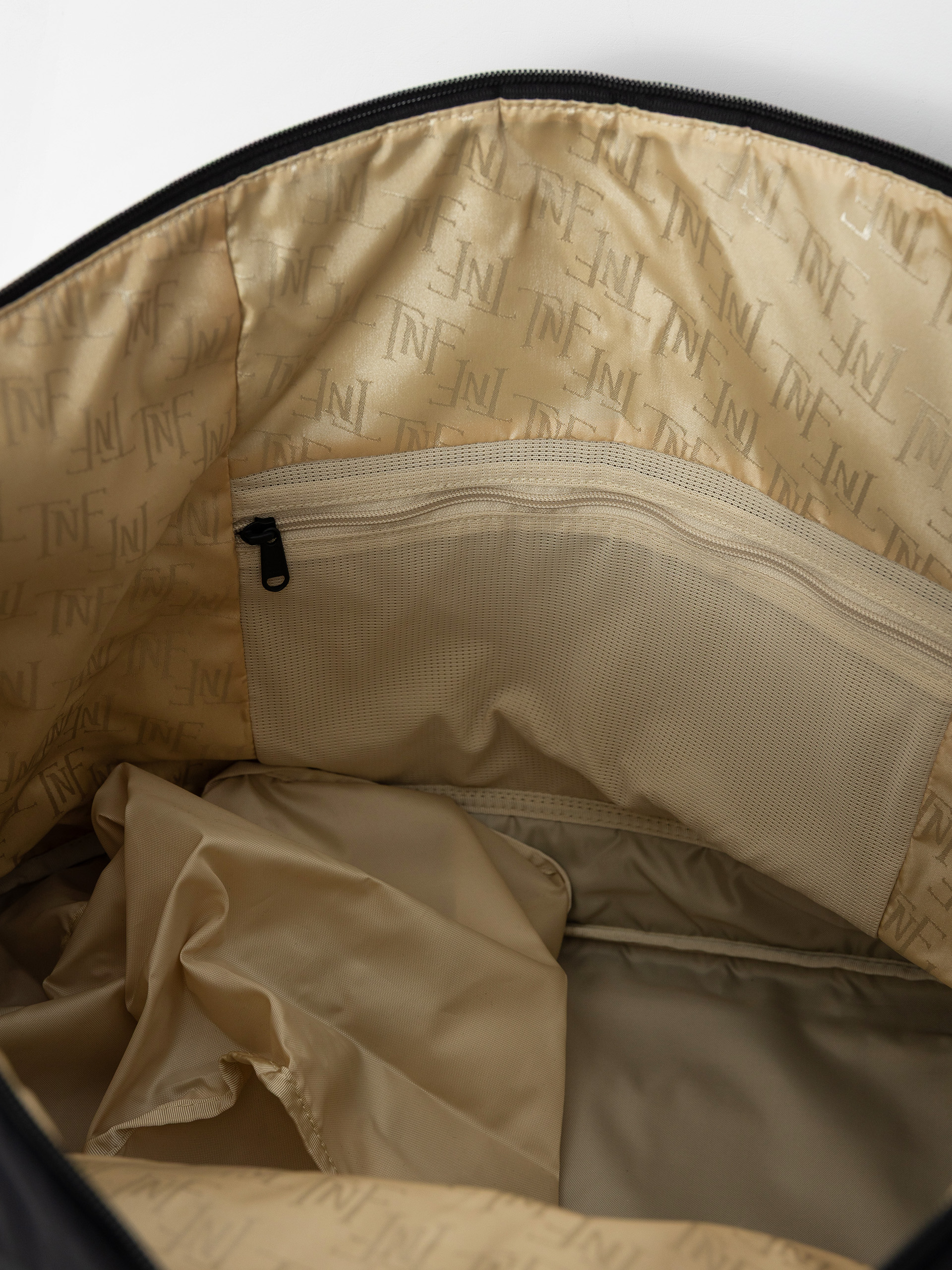 Taška The North Face Never Stop Weekender Duffel Wmn (tnf black npf)