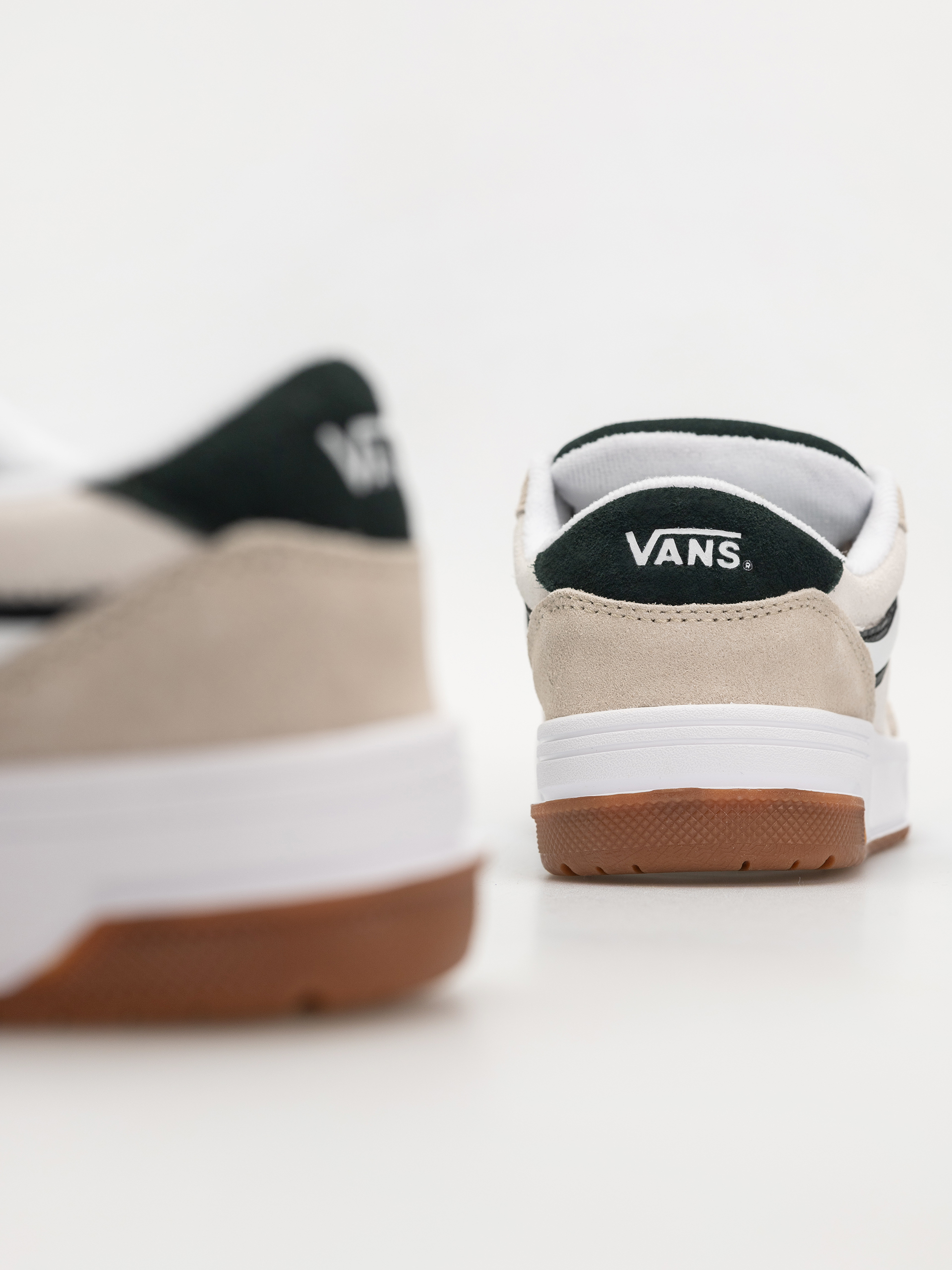 Topánky Vans Hylane (tri-tone khaki/green)