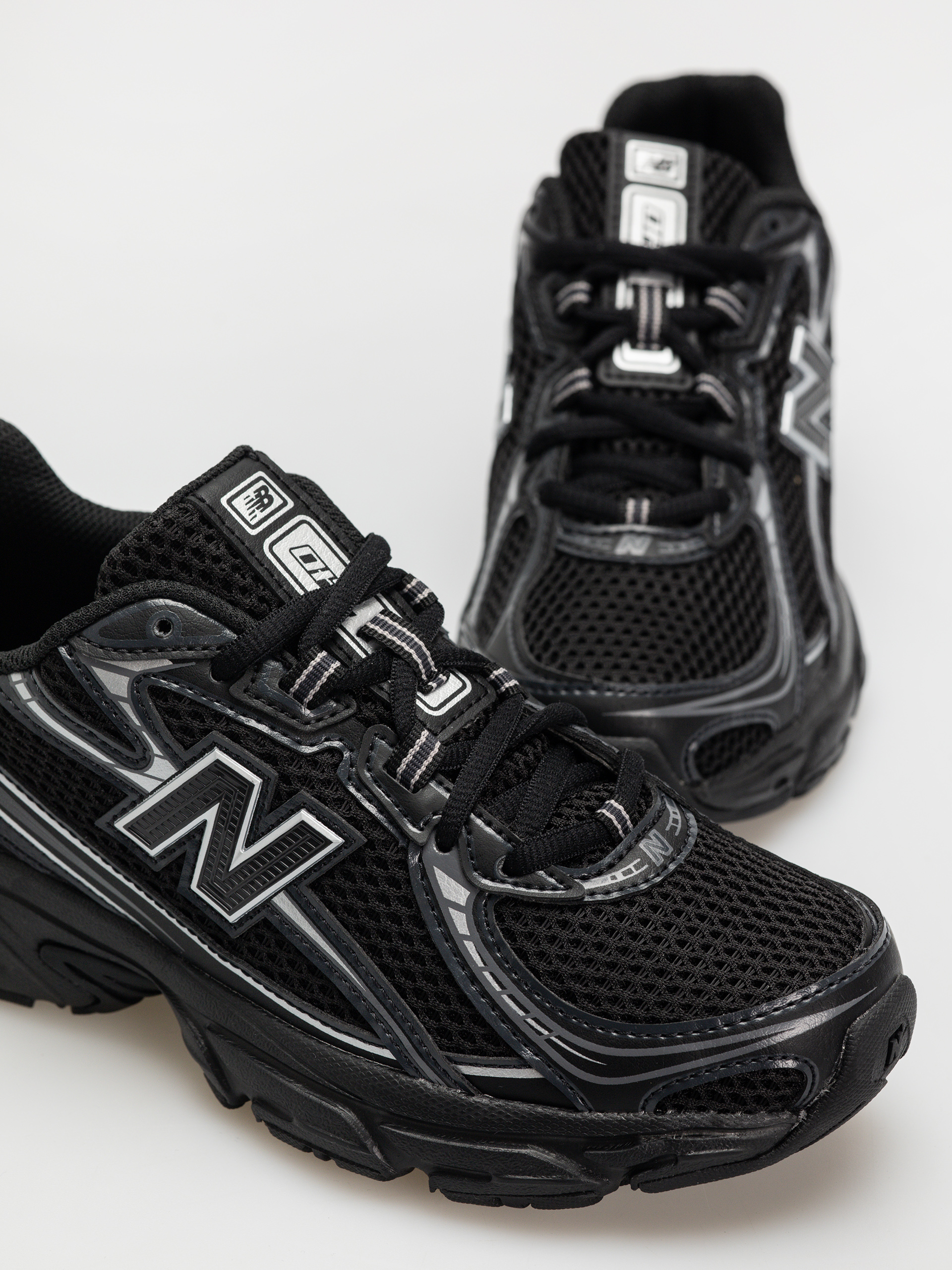Topánky New Balance 740 JR (black)