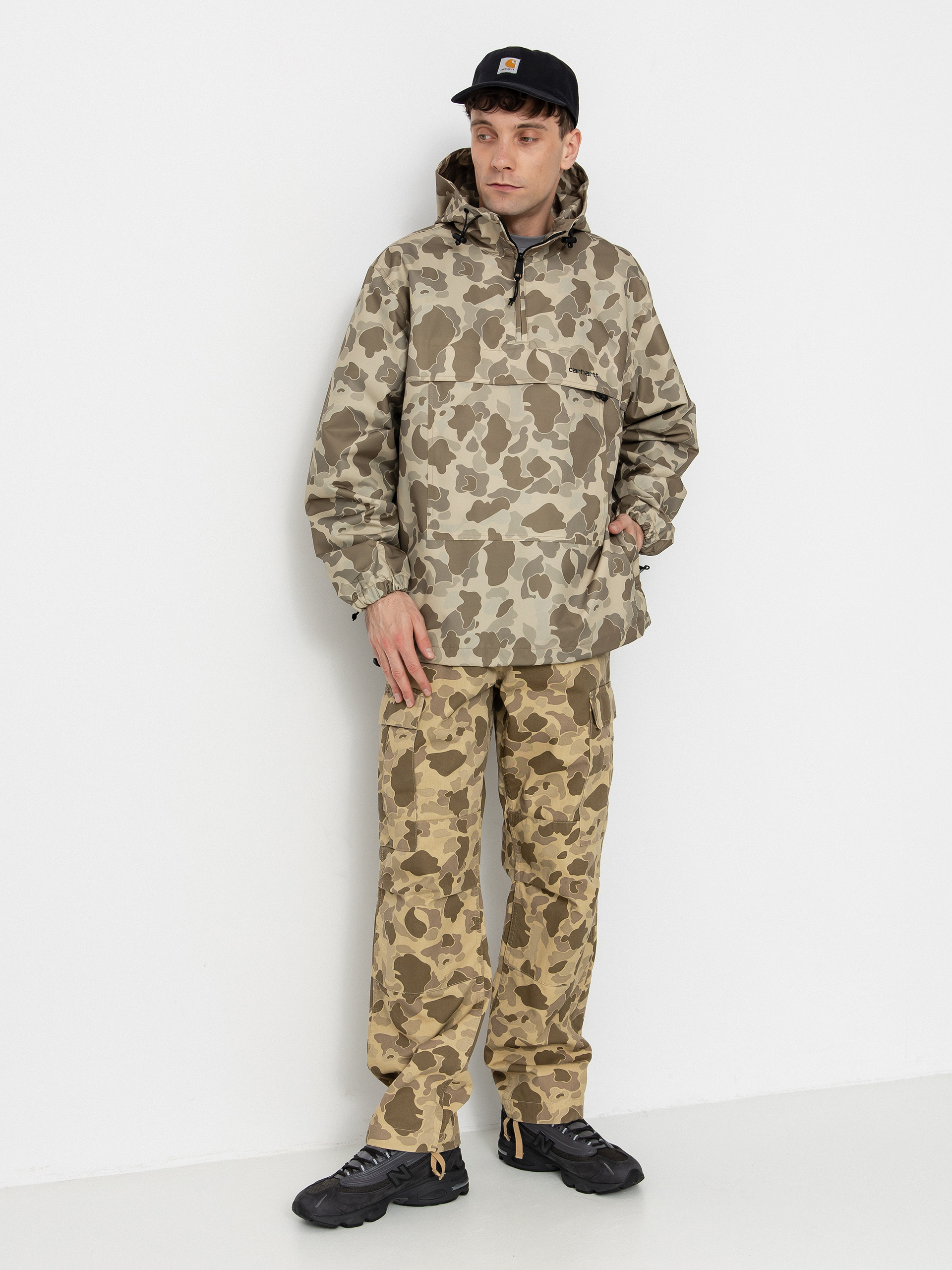 Bunda Carhartt WIP Windbreaker (camo duck/desert/black)