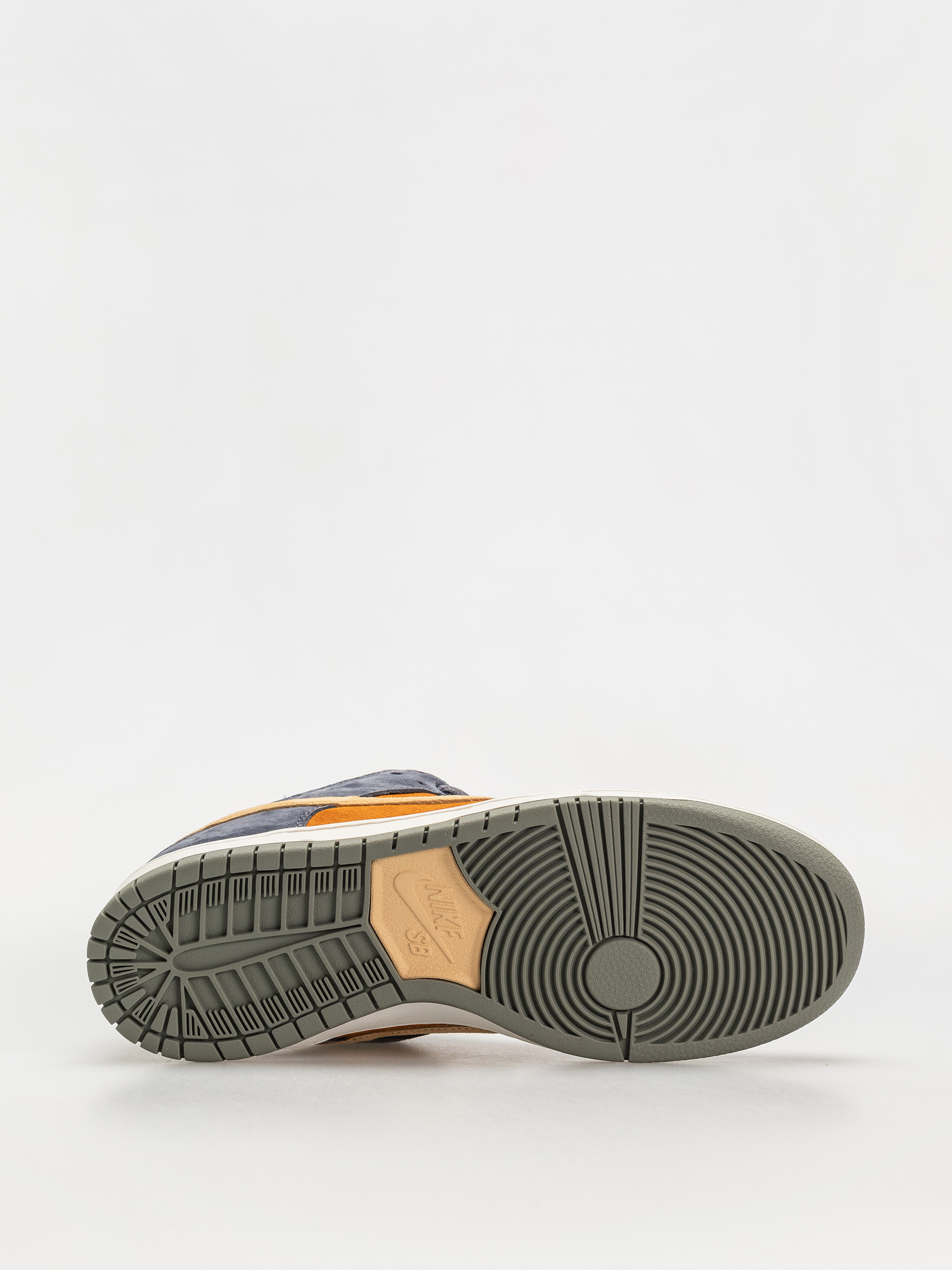 Topánky Nike SB Dunk Low Pro (light carbon/sesame monarch summit white)