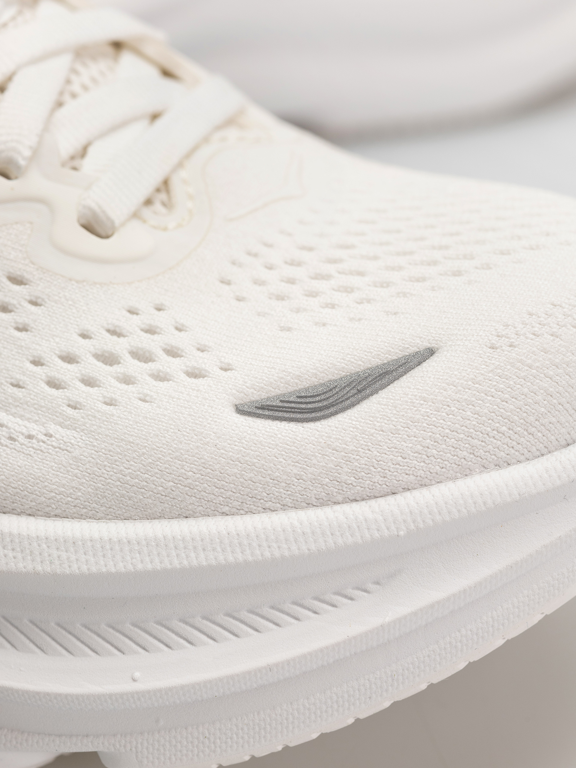 Topánky Hoka Bondi 9 Wmn (white/white)
