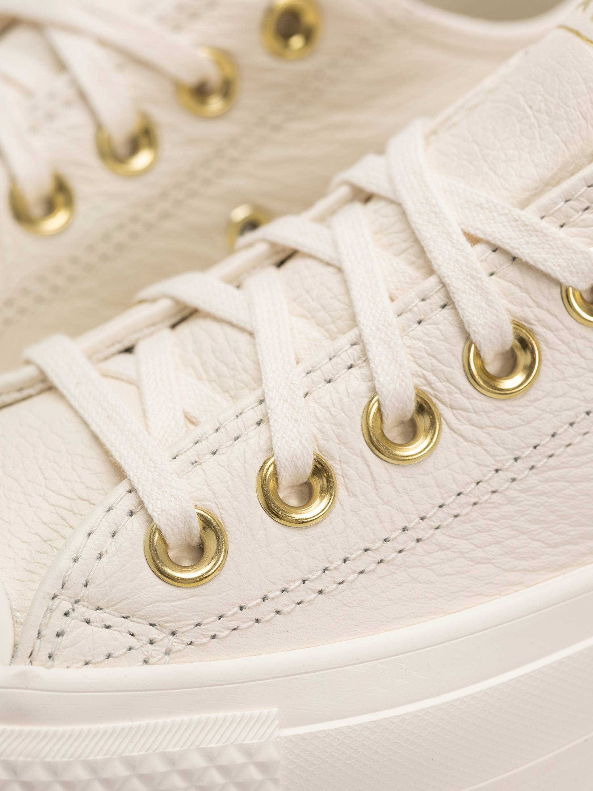 Tenisky Converse Chuck Taylor All Star Lift Ox Wmn (egret/egret/gold)