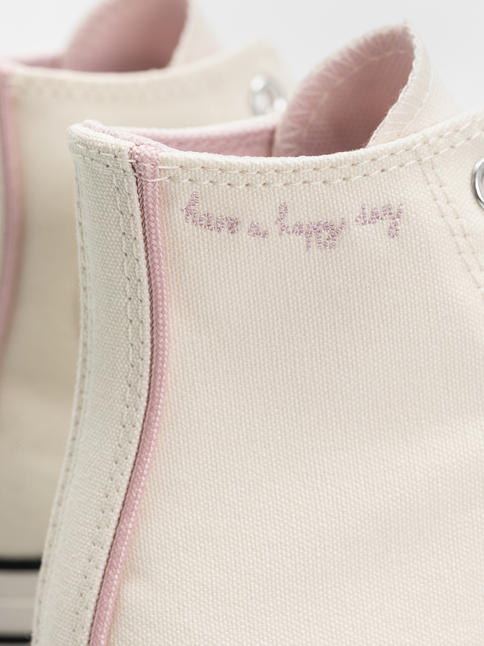 Tenisky Converse Chuck Taylor All Star Hi Wmn (egret/summit pink/black)