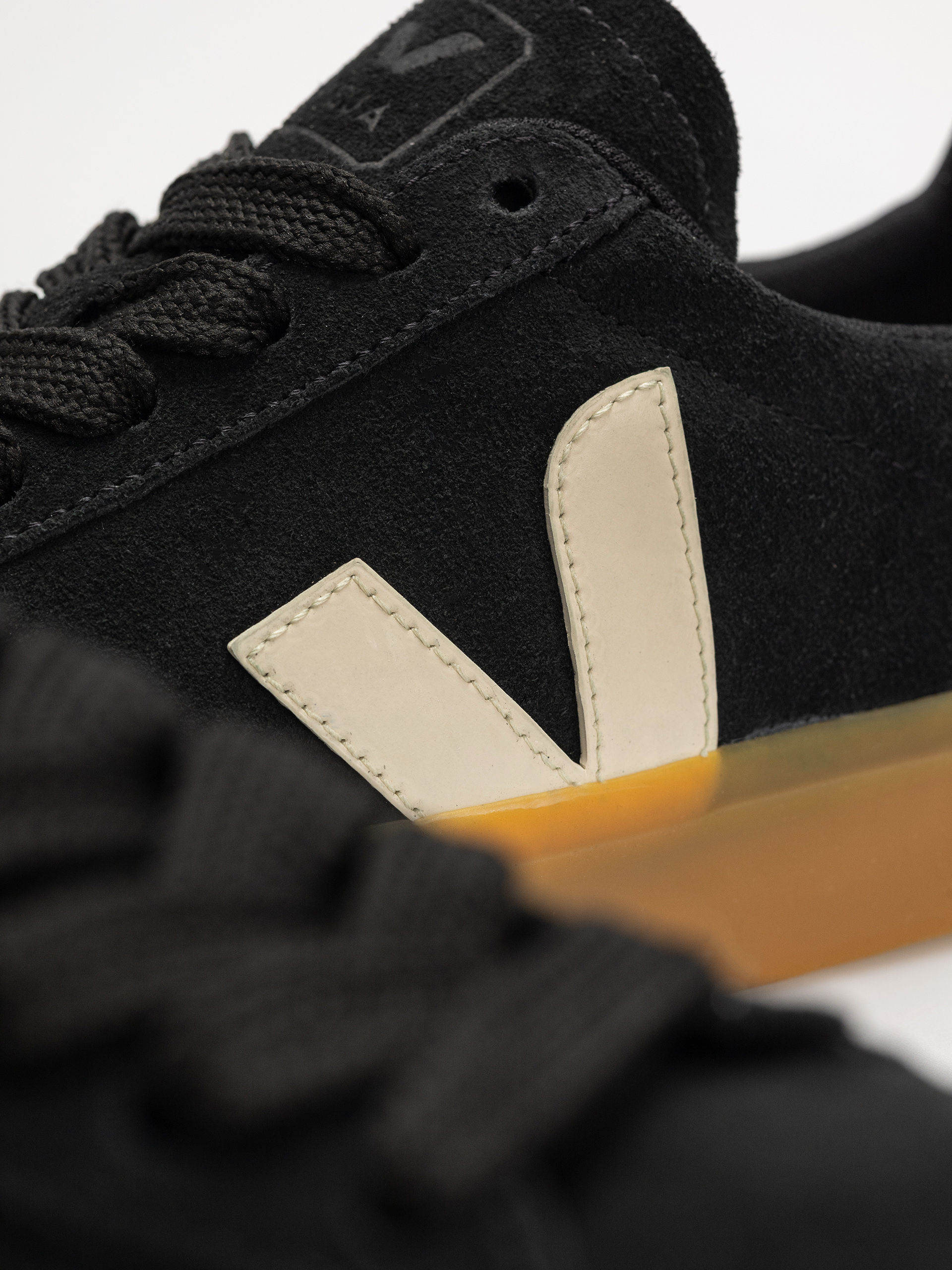 Topánky Veja Campo Bold Wmn (black pierre)