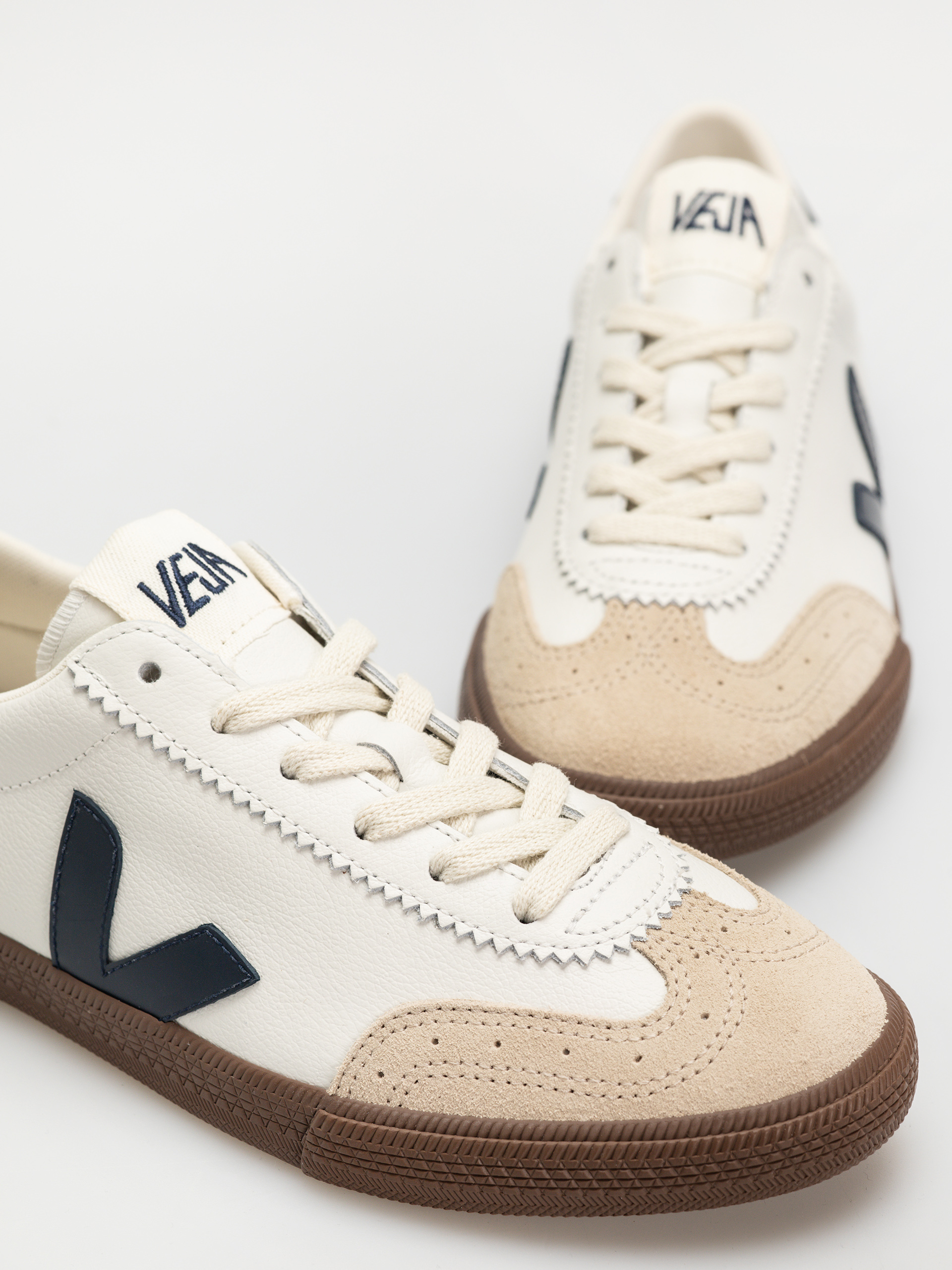 Topánky Veja Volley Wmn (white nautico bark)