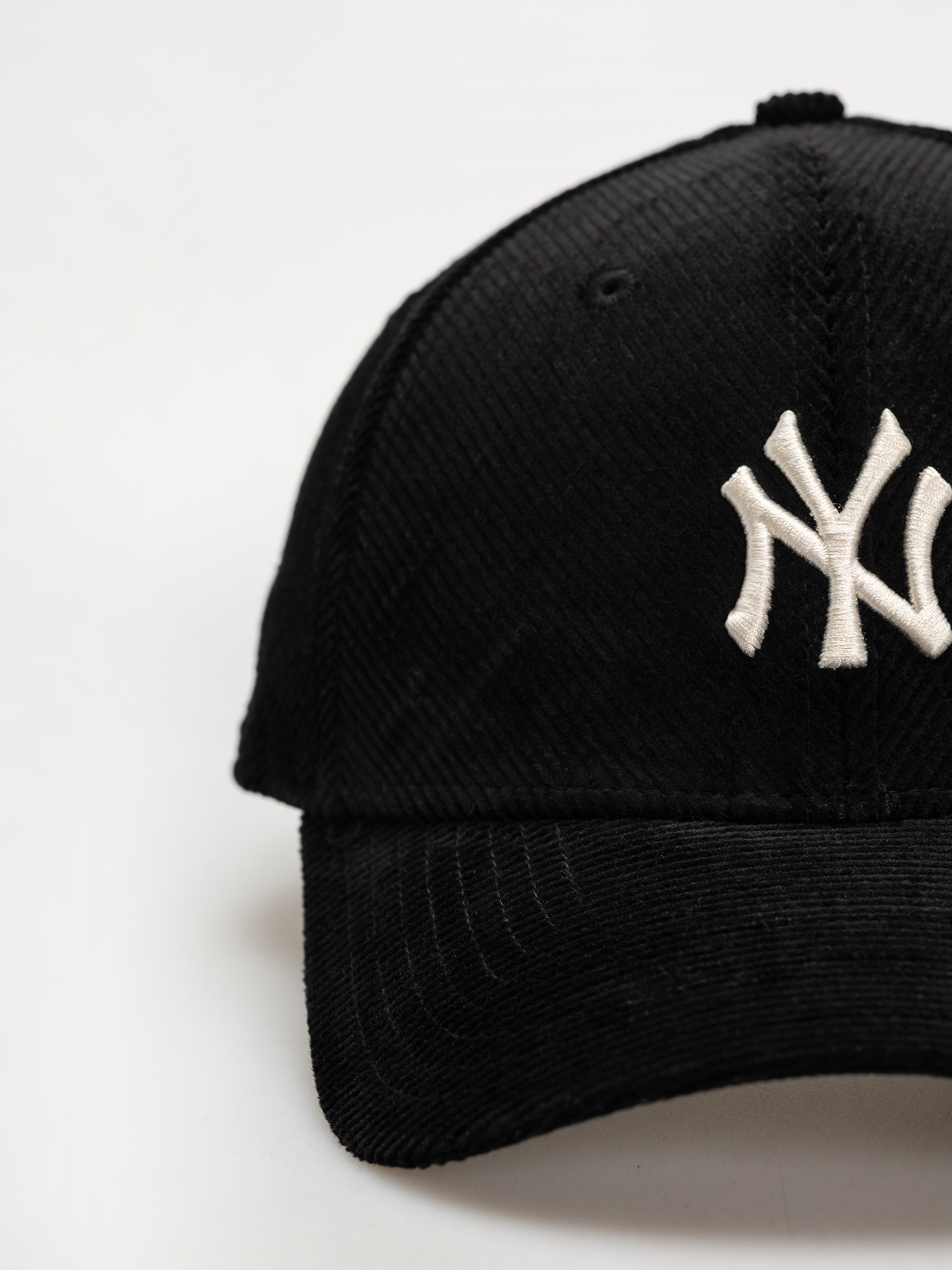Šiltovka New Era Cord 9Forty New York Yankees (black)