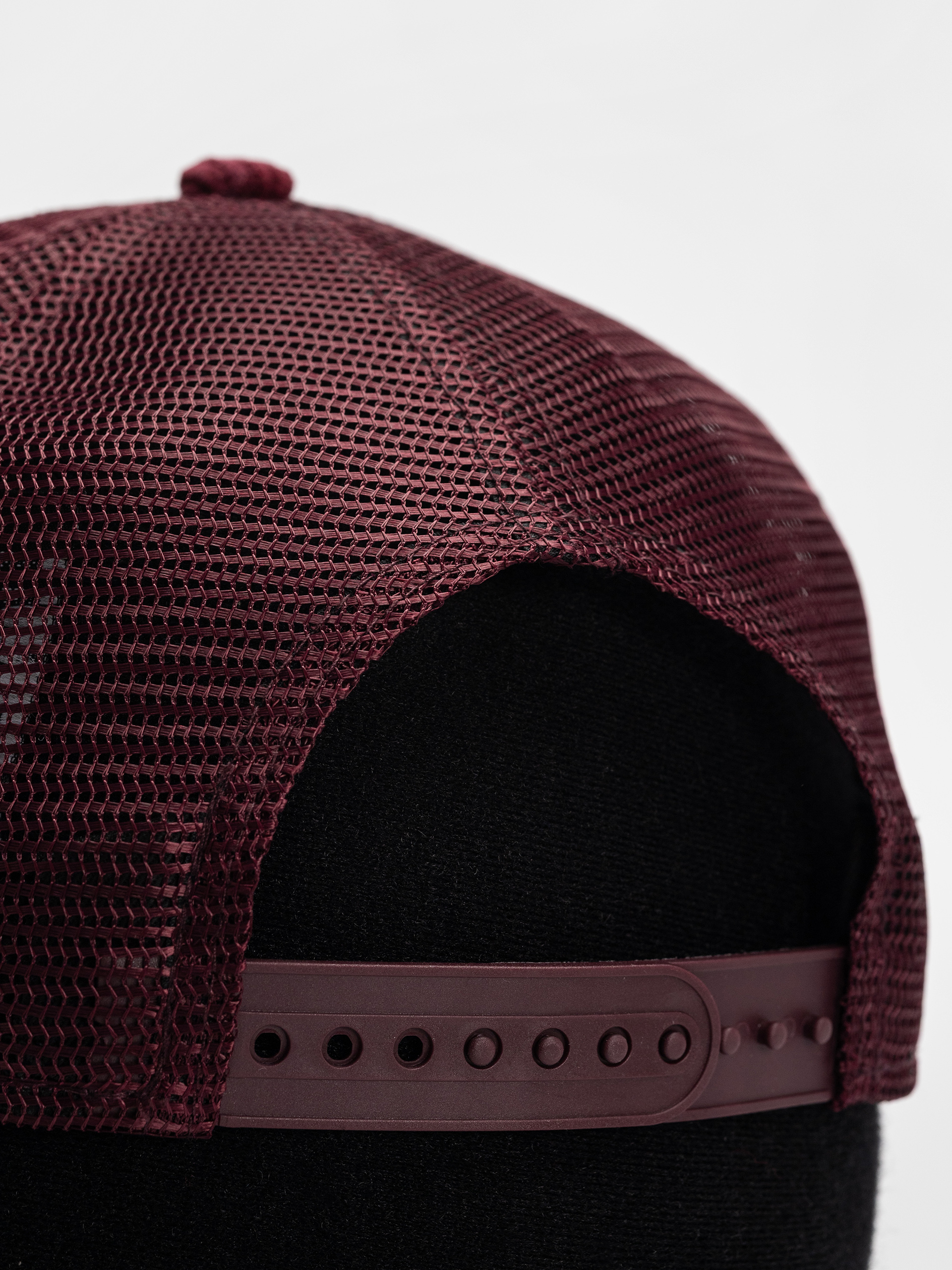 Šiltovka New Era Cord 9Forty Ef Trucker Rbull (open red)