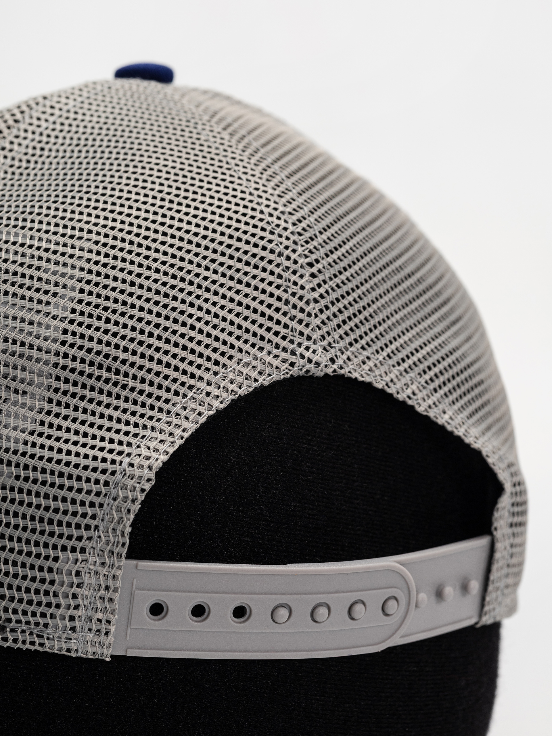 Šiltovka New Era Motorsport Trucker (light beige)