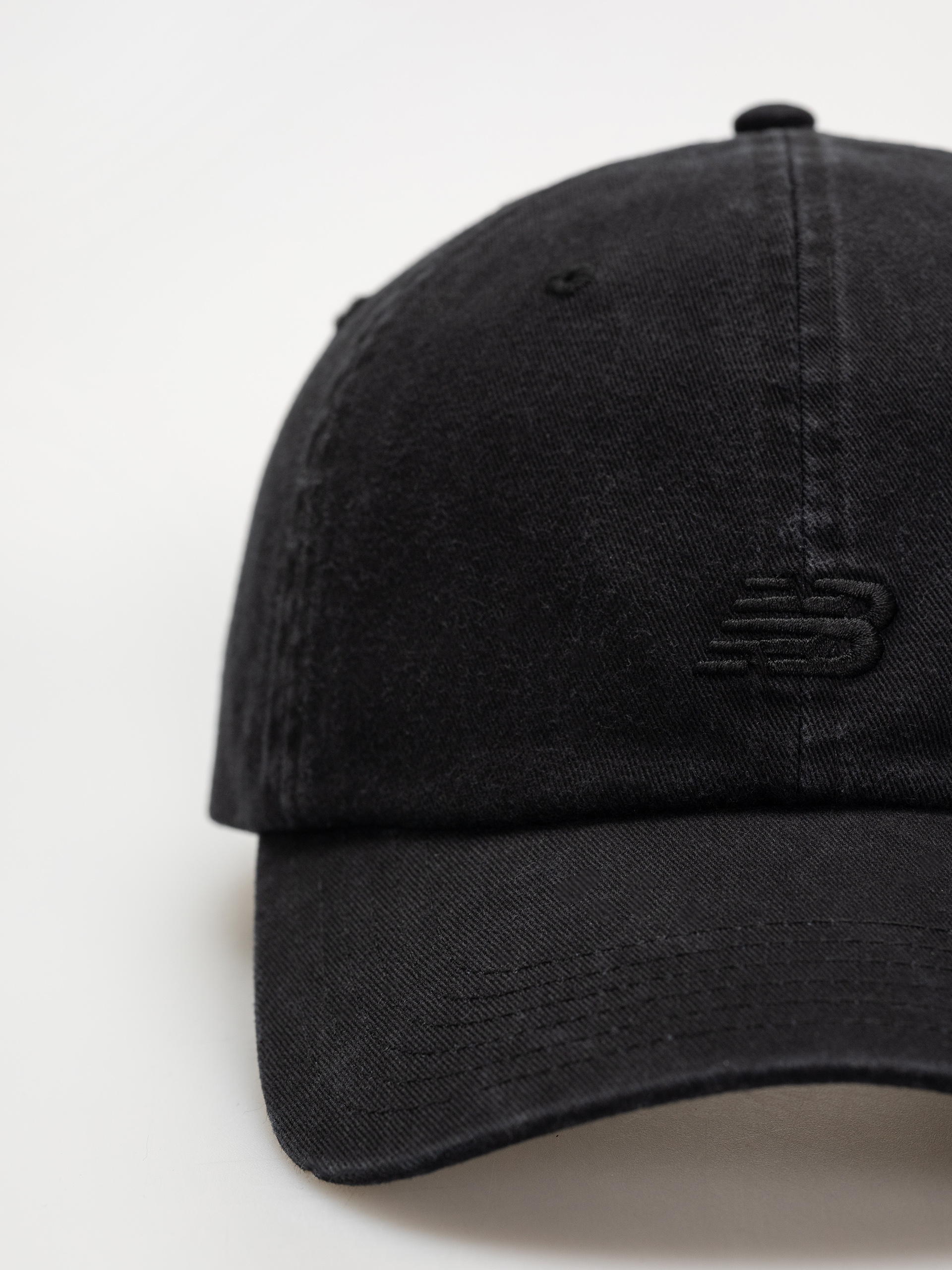 Šiltovka New Balance 6 Panel Classic Hat V 2.0 (black/bk)